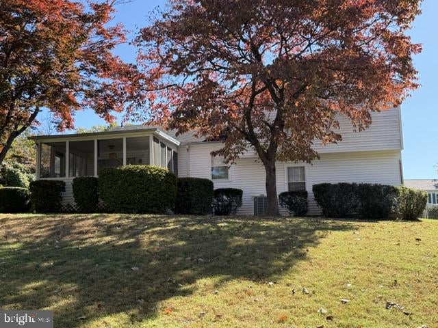 2 DUVALL LANE