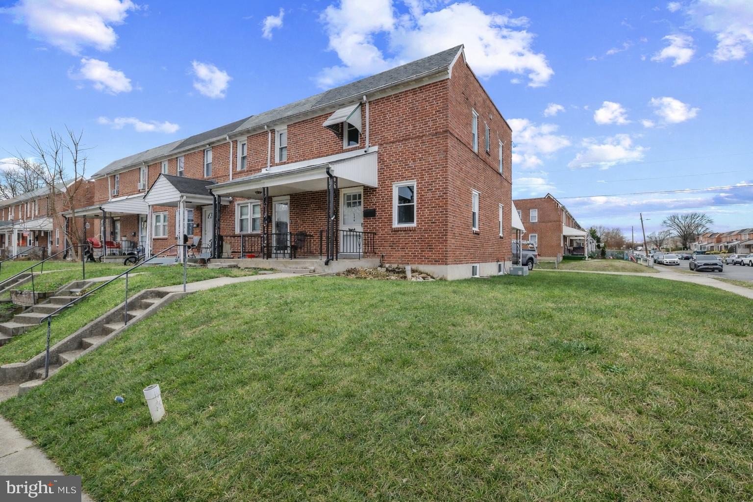 MIDDLE RIVER - Residential