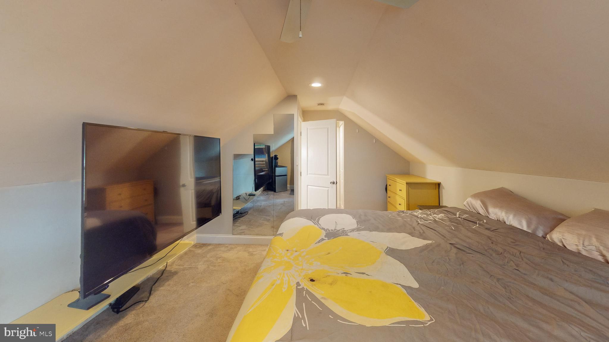 PERRY HALL - Residential