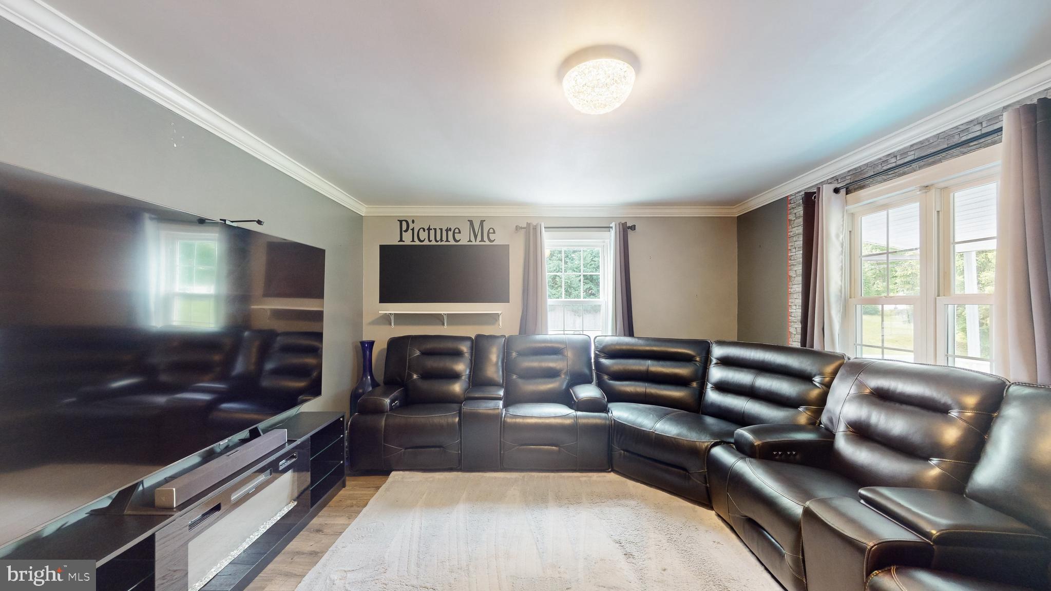 PERRY HALL - Residential