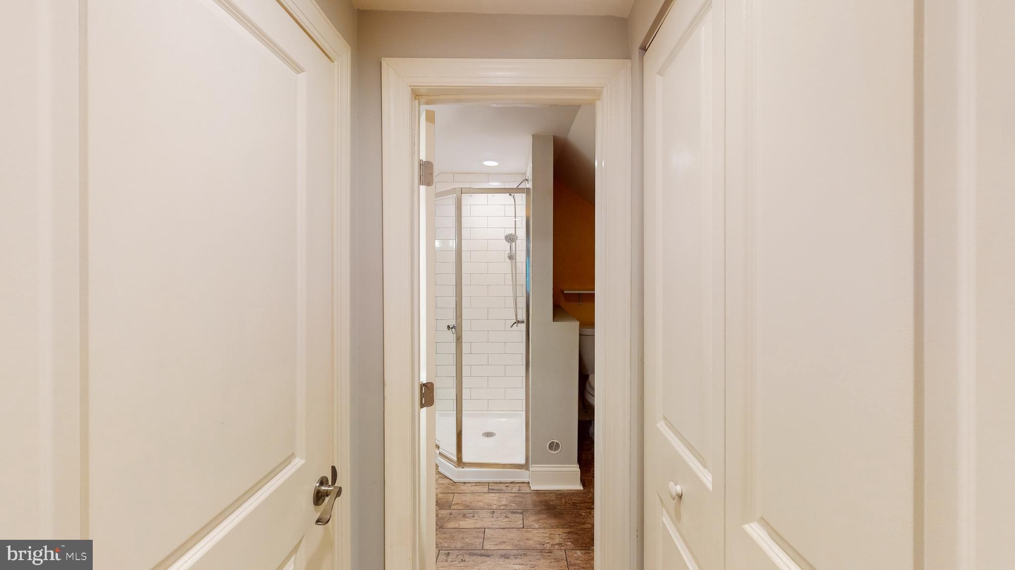 PERRY HALL - Residential