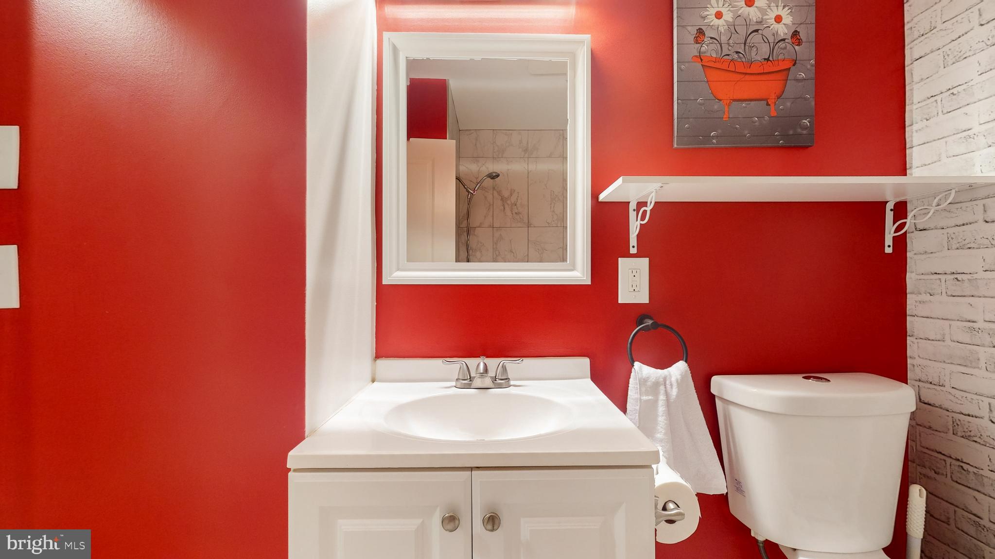 PERRY HALL - Residential