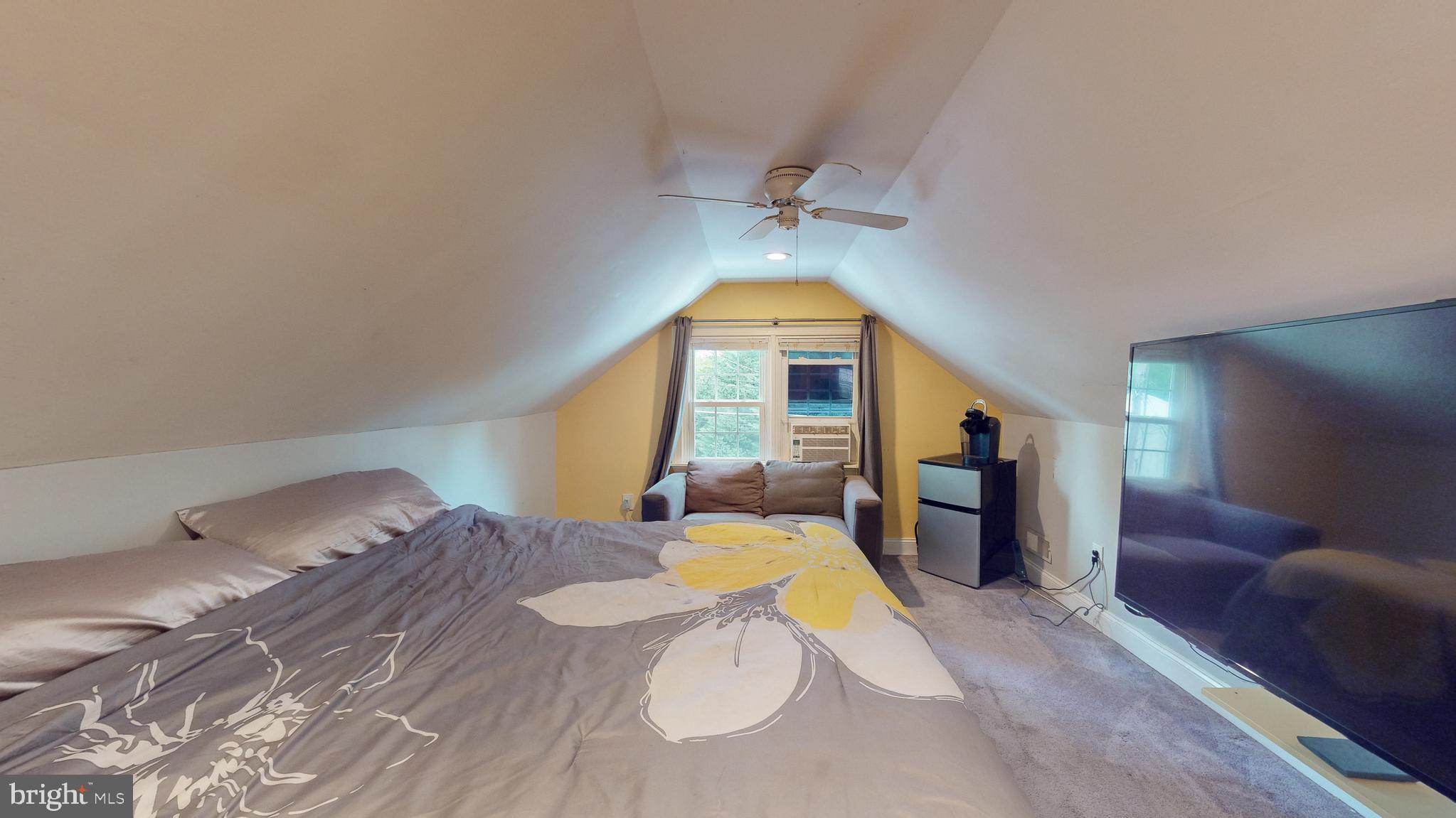 PERRY HALL - Residential