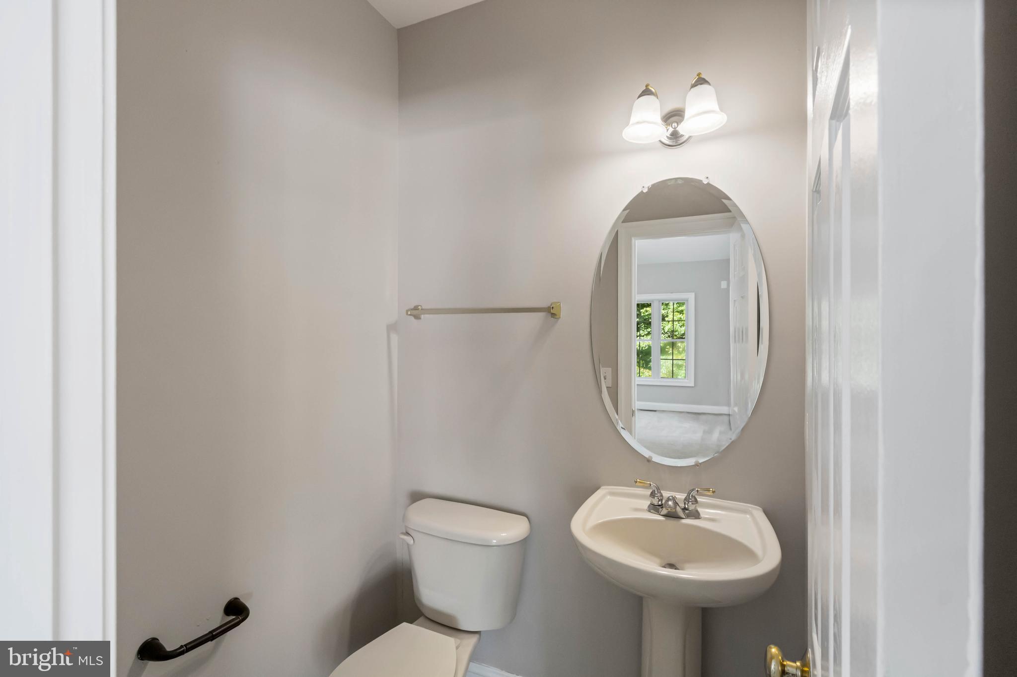 THE OAKS AT FERRY FARM - Residential