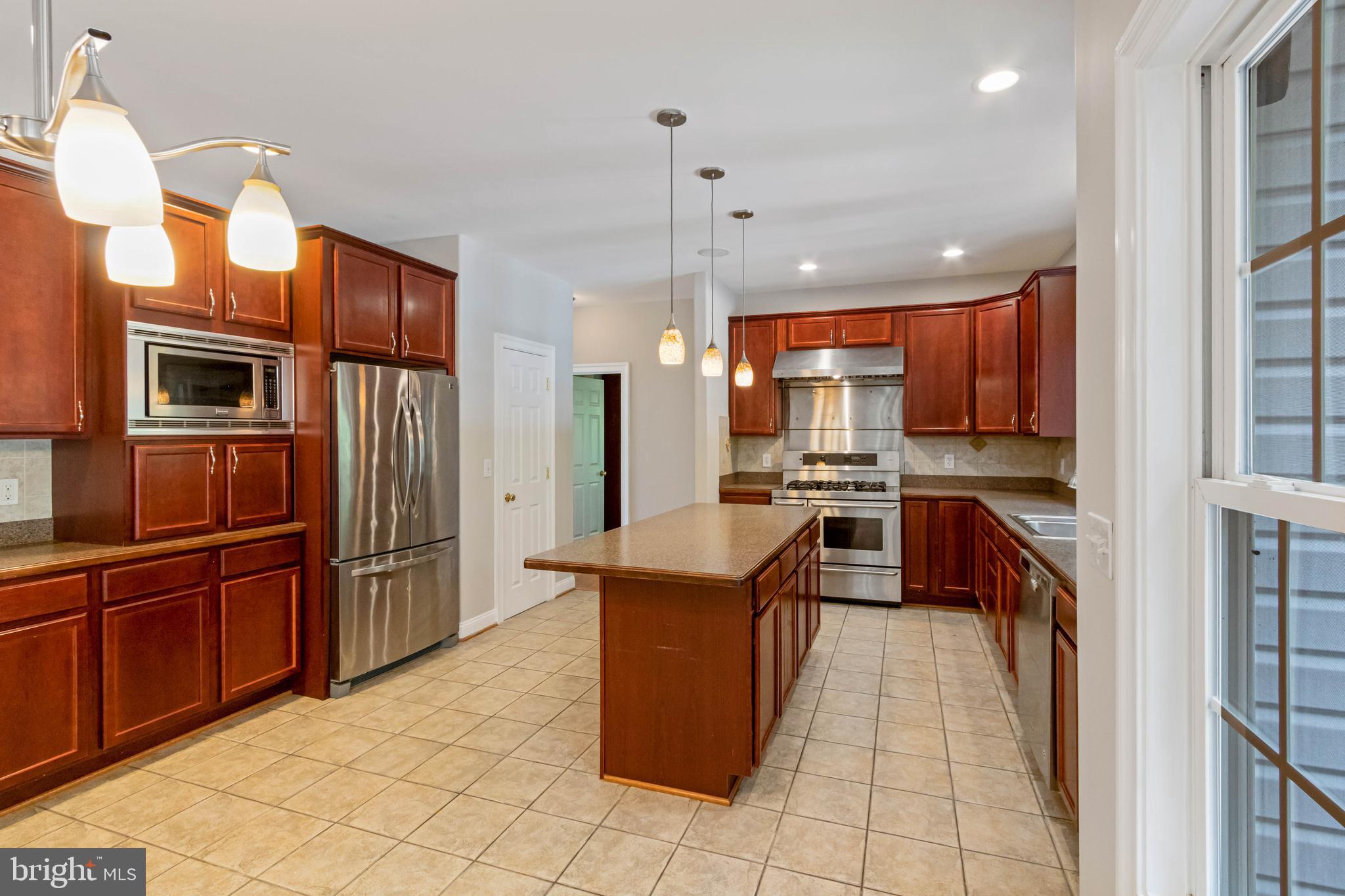 THE OAKS AT FERRY FARM - Residential