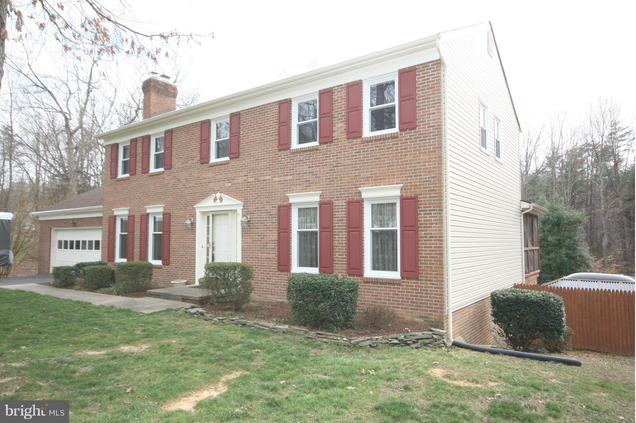 WOODBINE WOODS - Residential