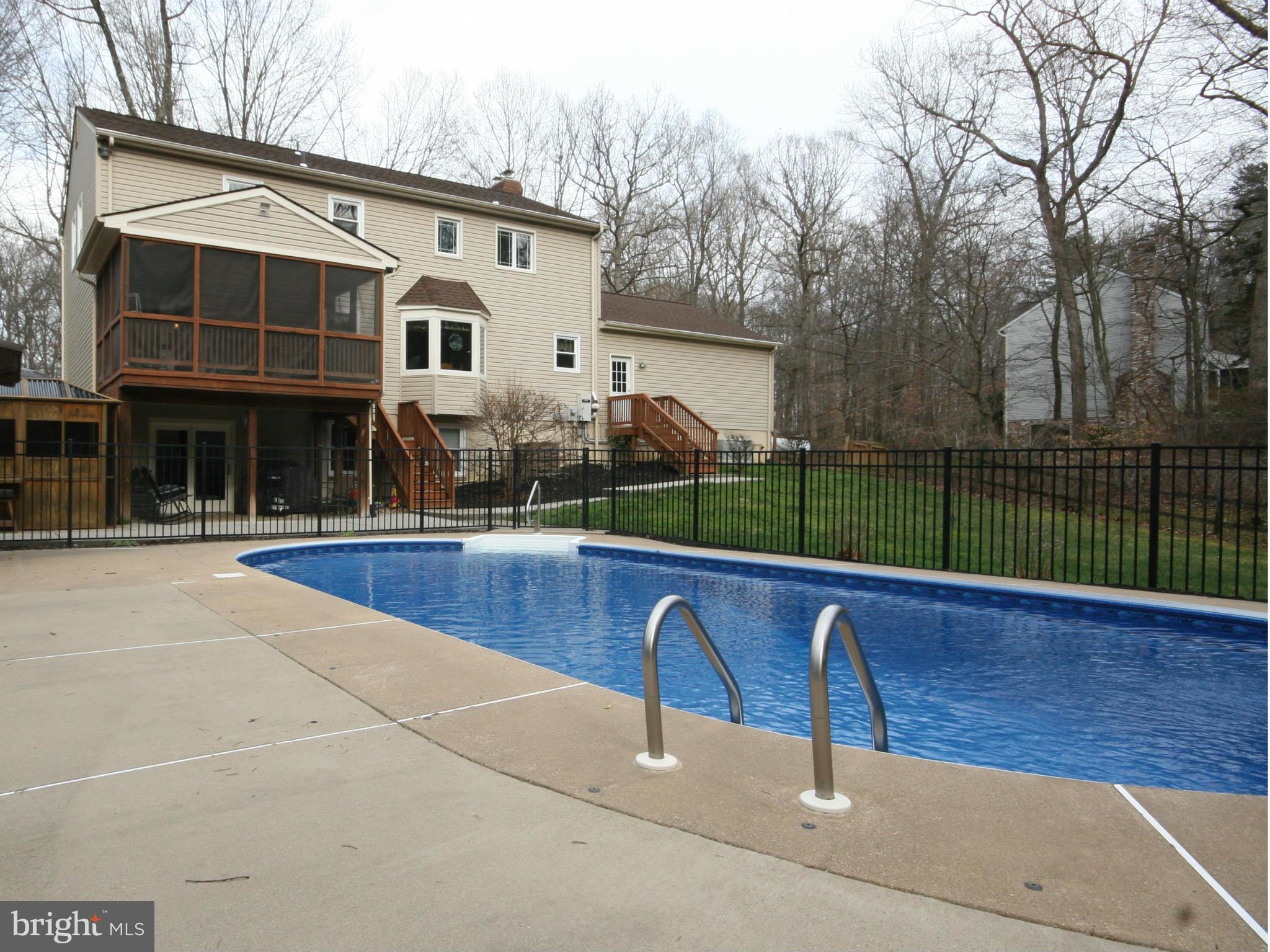 WOODBINE WOODS - Residential