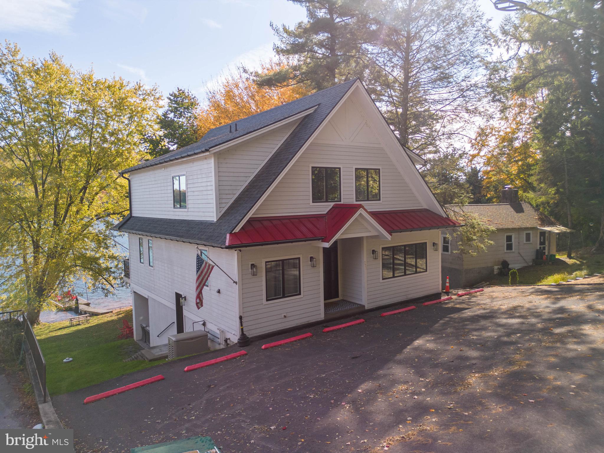 MARSH HILL ROAD - Residential