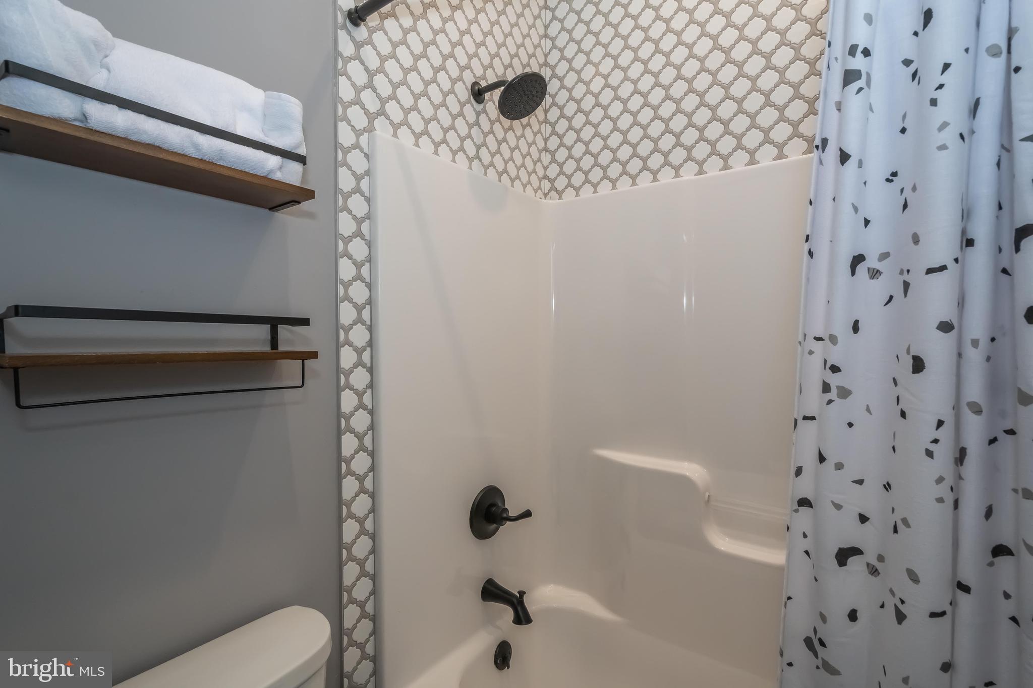 MARSH HILL ROAD - Residential