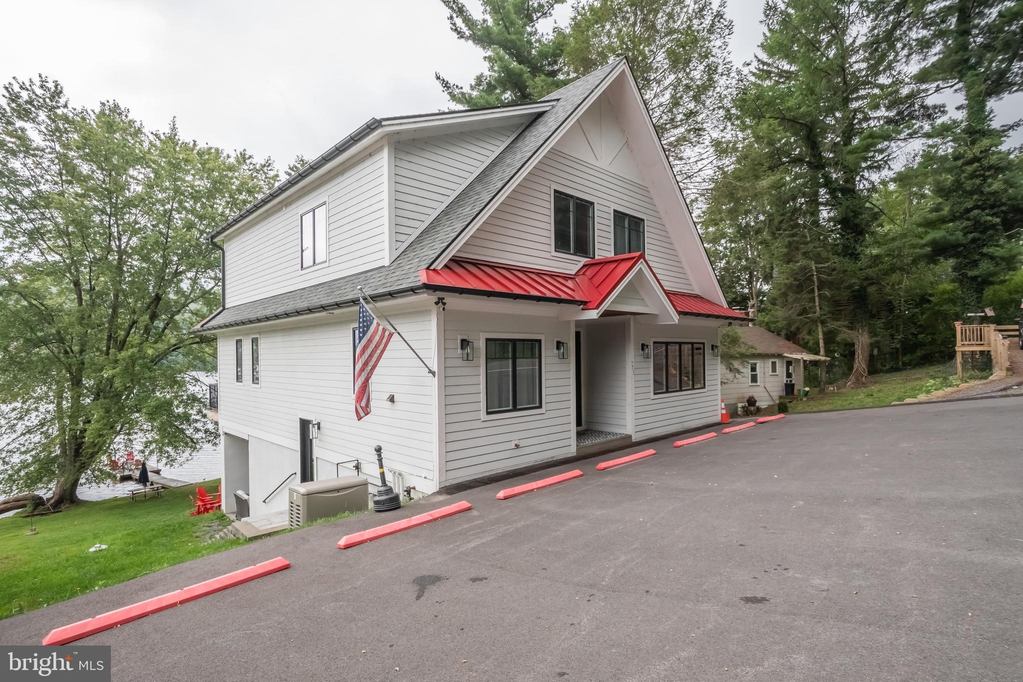 MARSH HILL ROAD - Residential