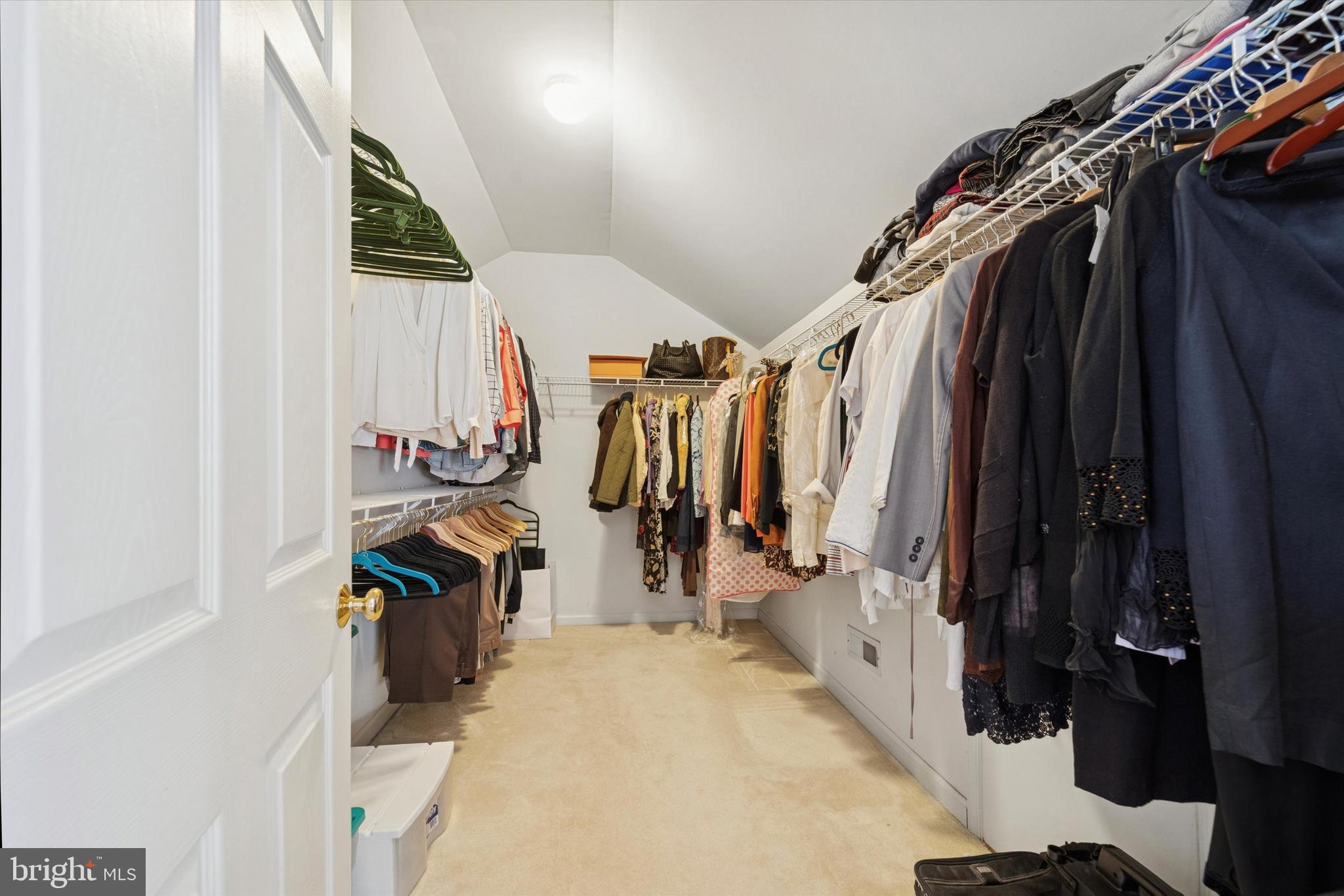 BLUE BELL CC - Residential