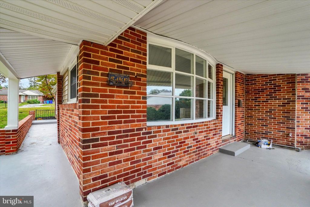 Photo of 1000 Sundale Drive, YORK, PA 17402 (MLS # PAYK2091266)
