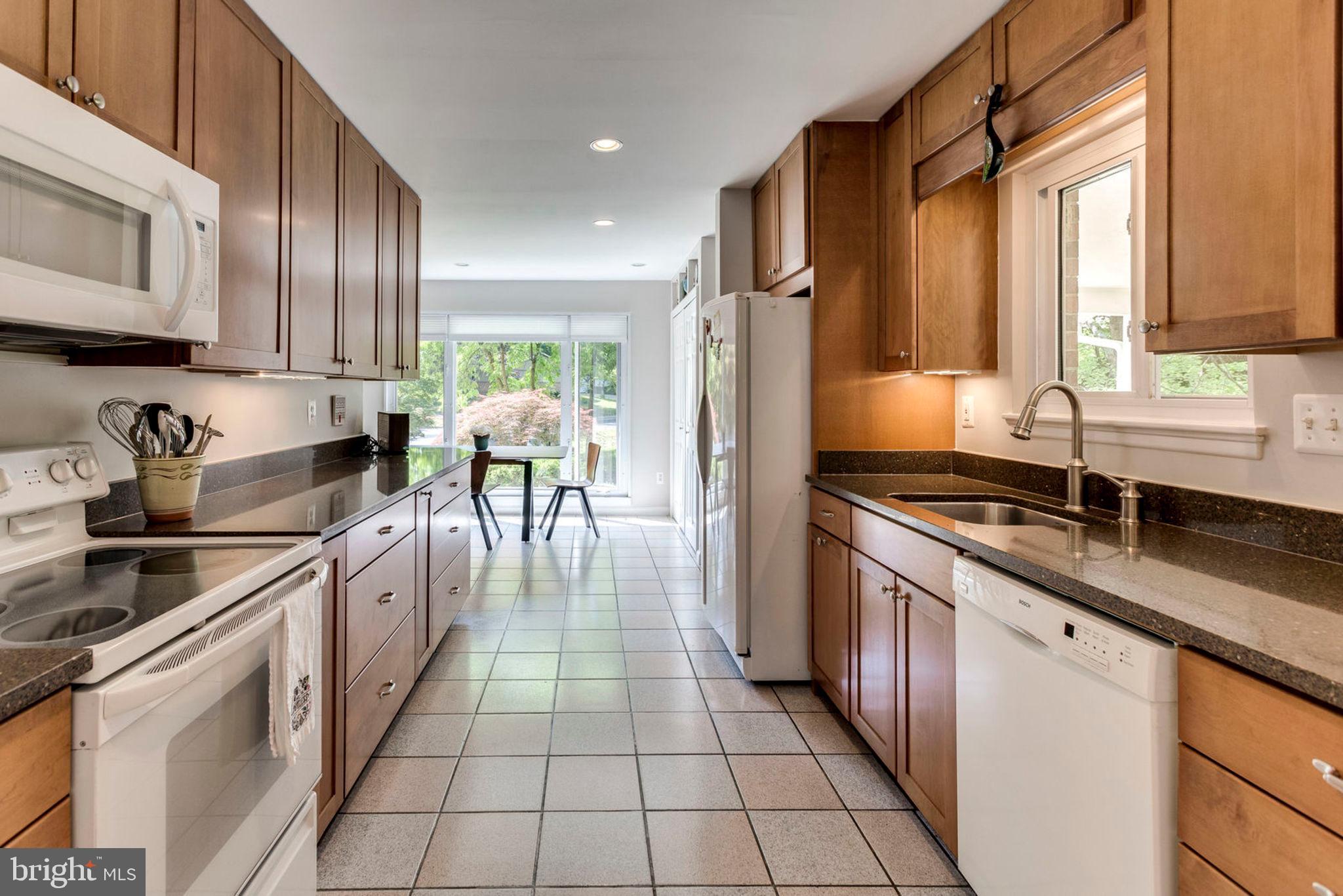 FORT WASHINGTON ESTATES - Residential