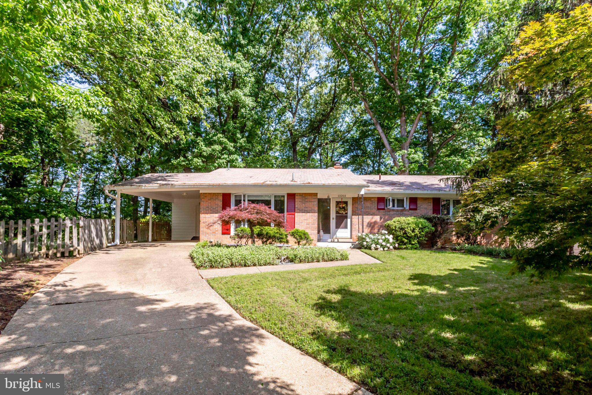 FORT WASHINGTON ESTATES - Residential