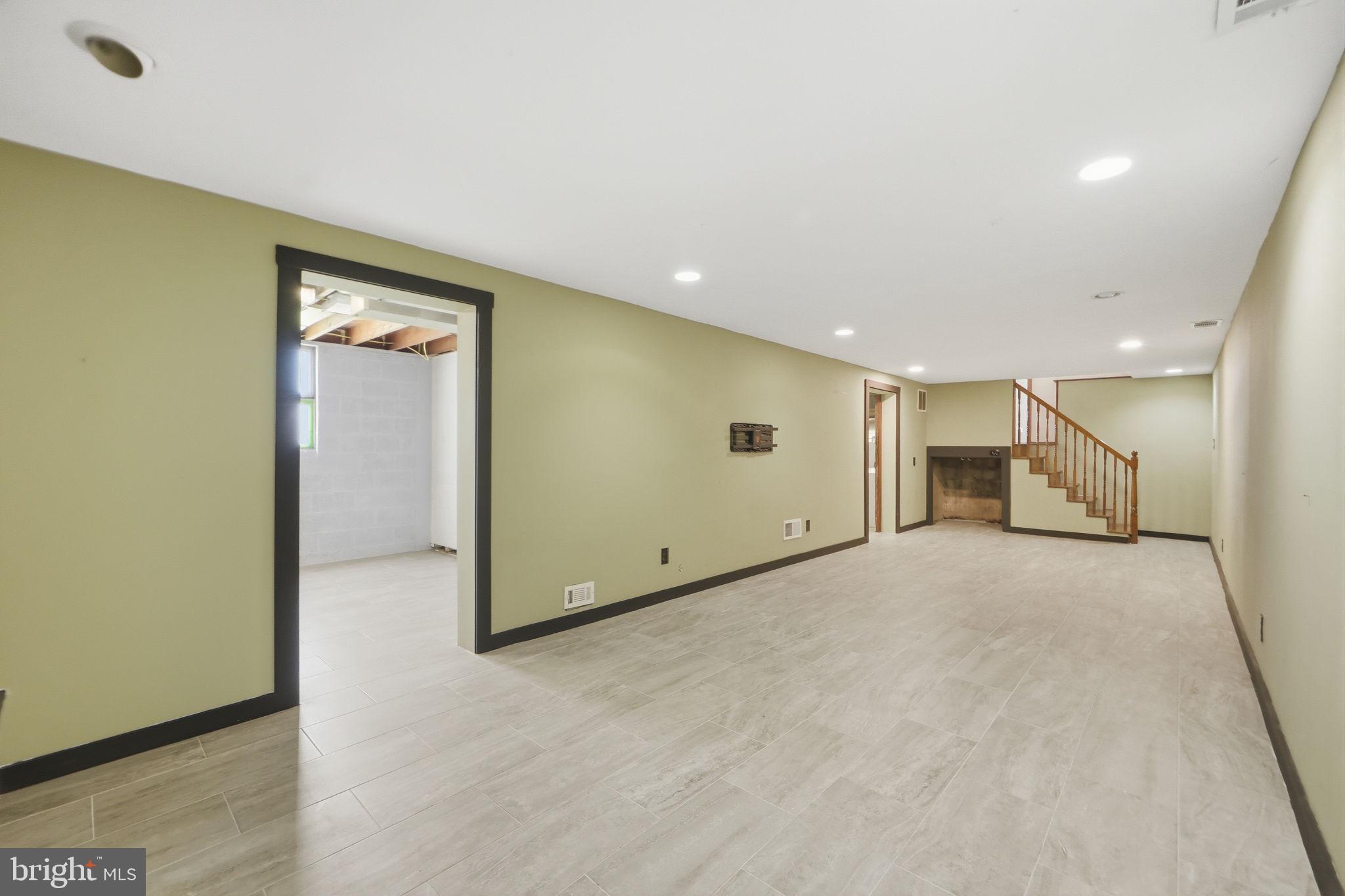 SNYDER - Residential