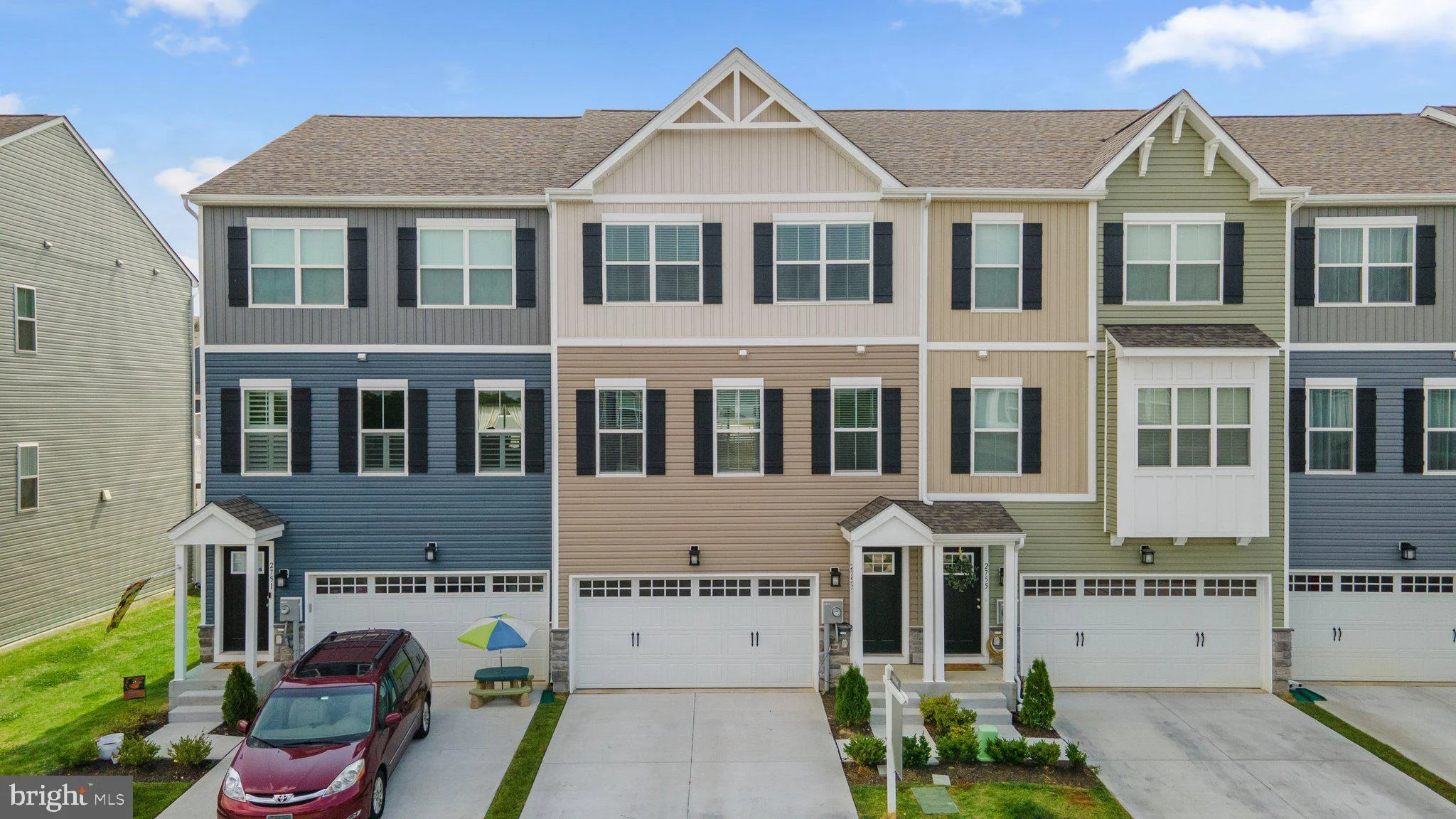 2753 Town View Circle