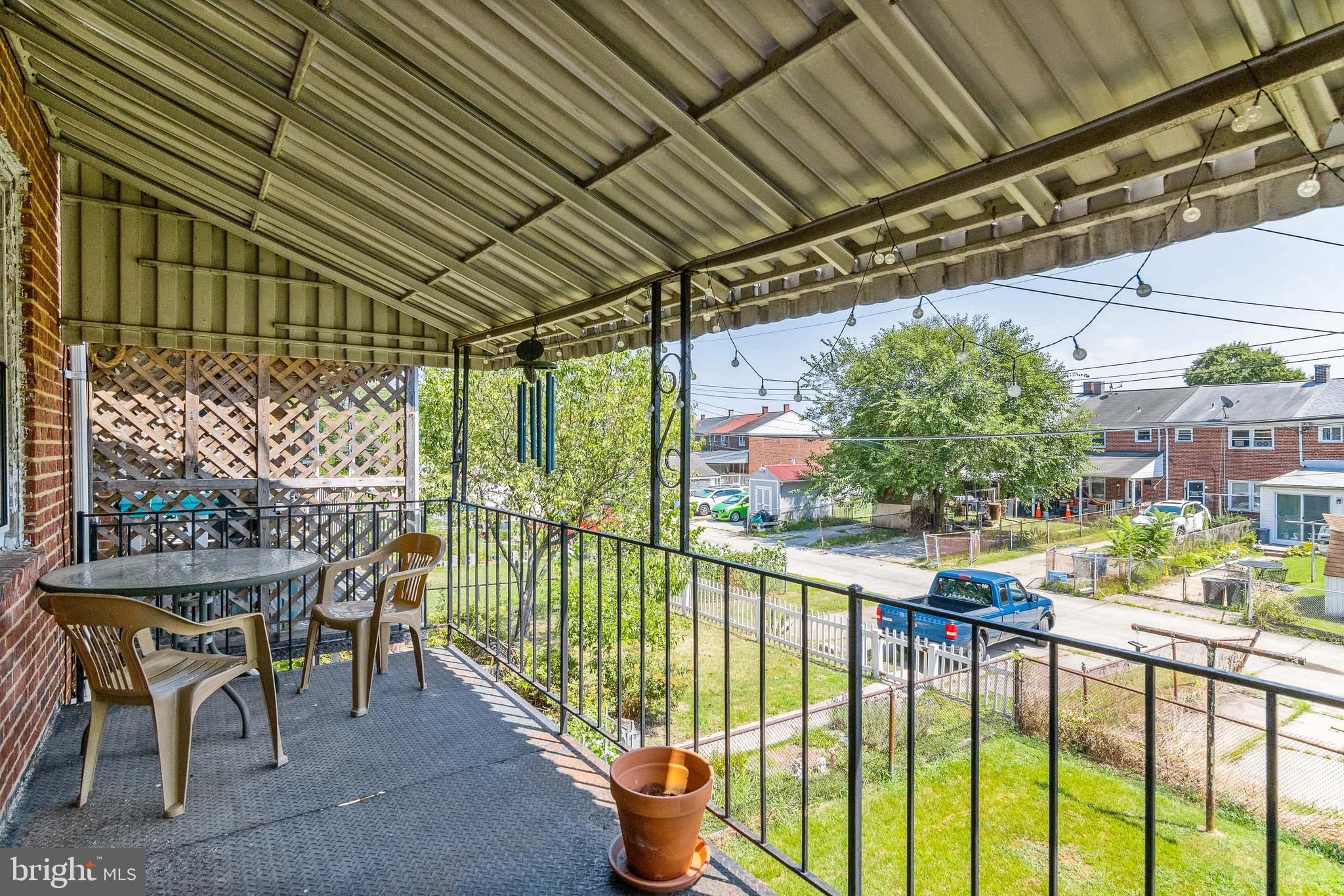 MAPLECREST - Residential