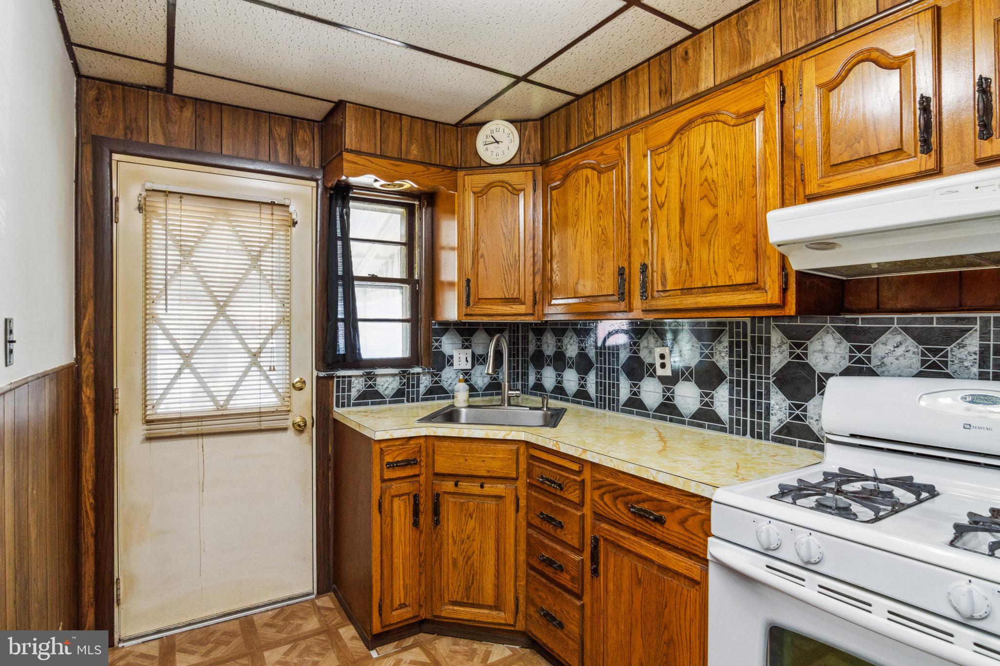 MAPLECREST - Residential