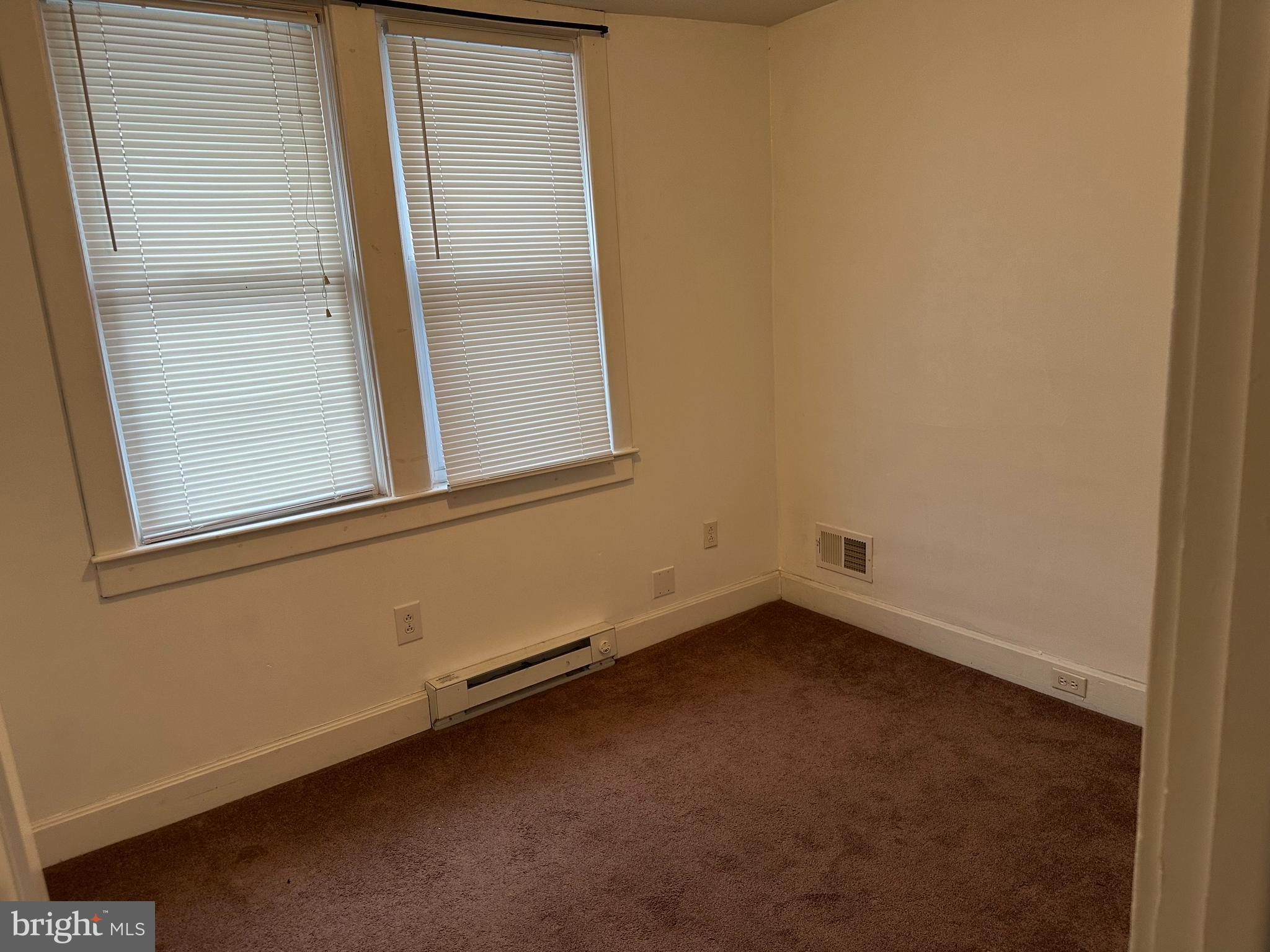 ECKHART - Residential