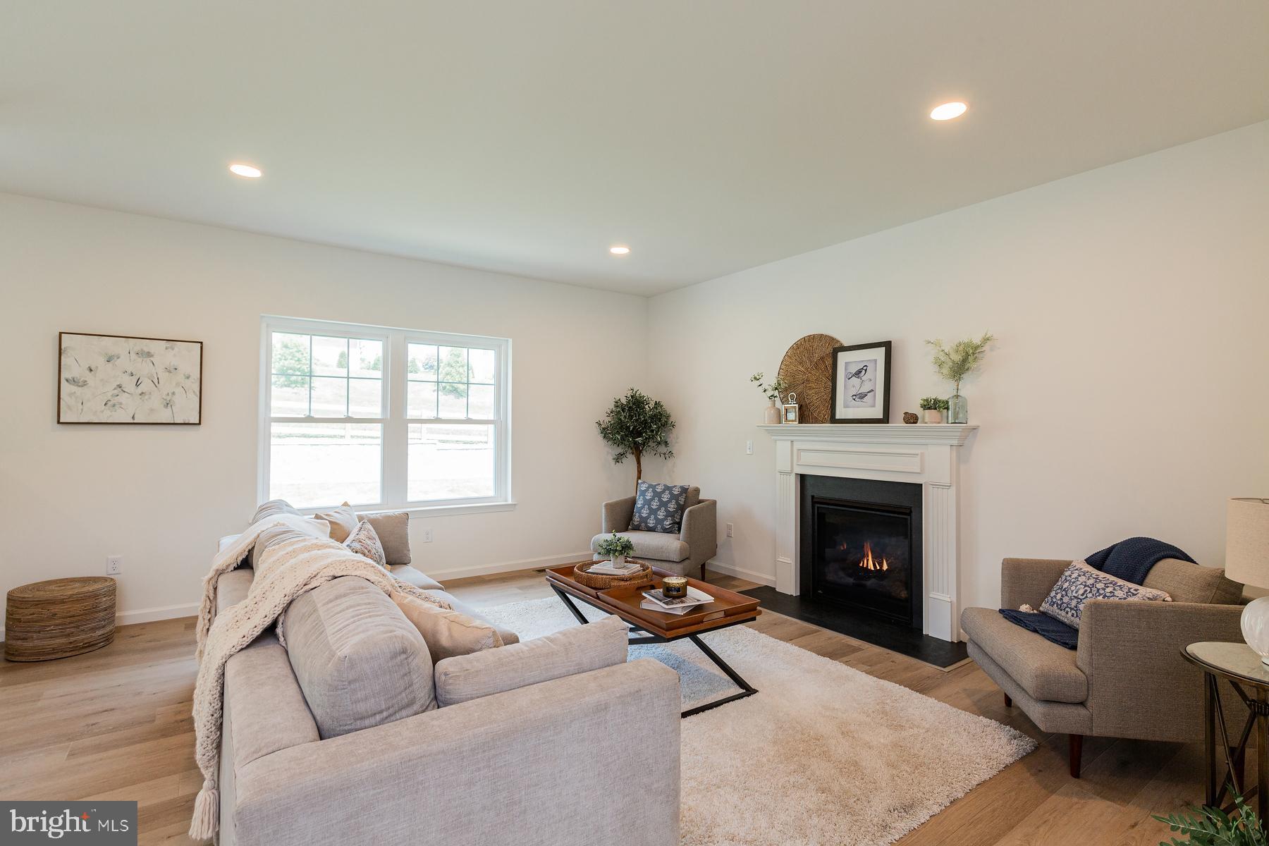 HIDDEN VALLEY ESTATES - Residential