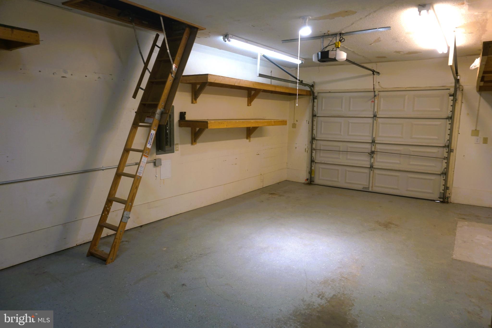 SKY-LIN PARK - Residential