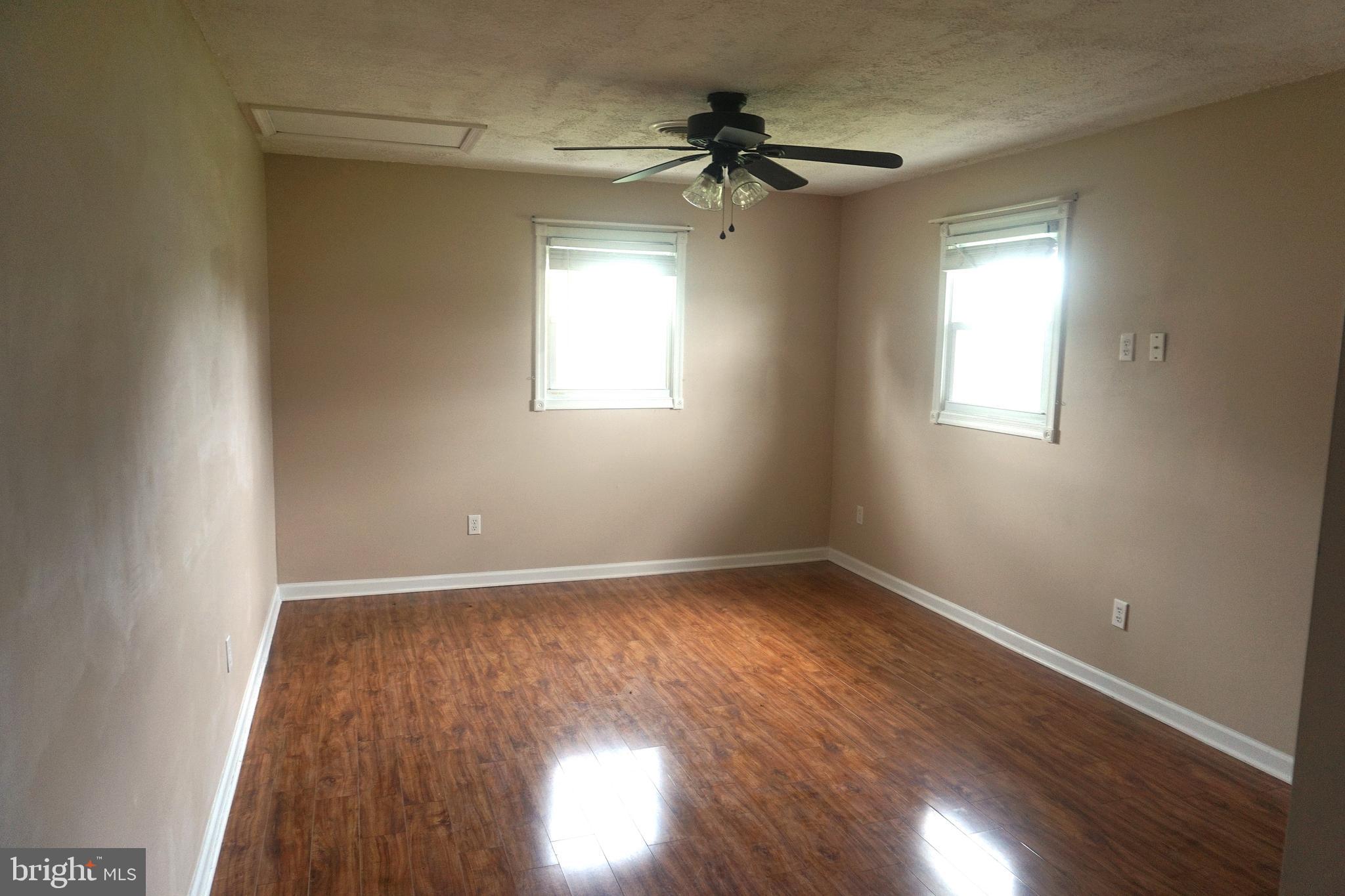 SKY-LIN PARK - Residential