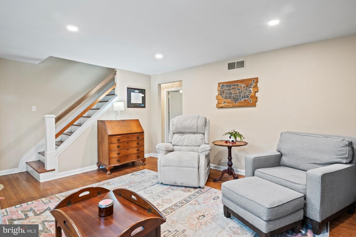 309 S PENNSYLVANIA AVENUE