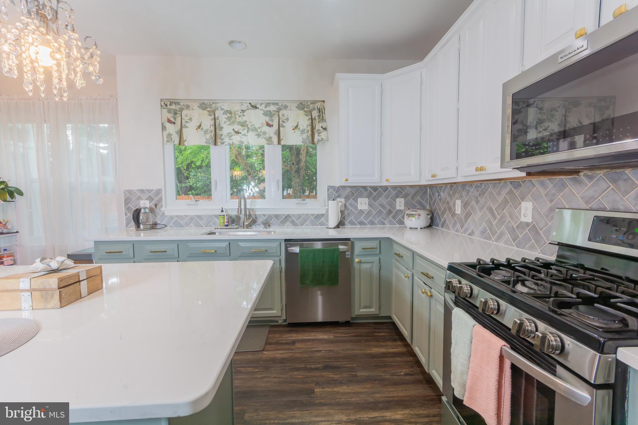 12901 CEDAR GLEN LANE