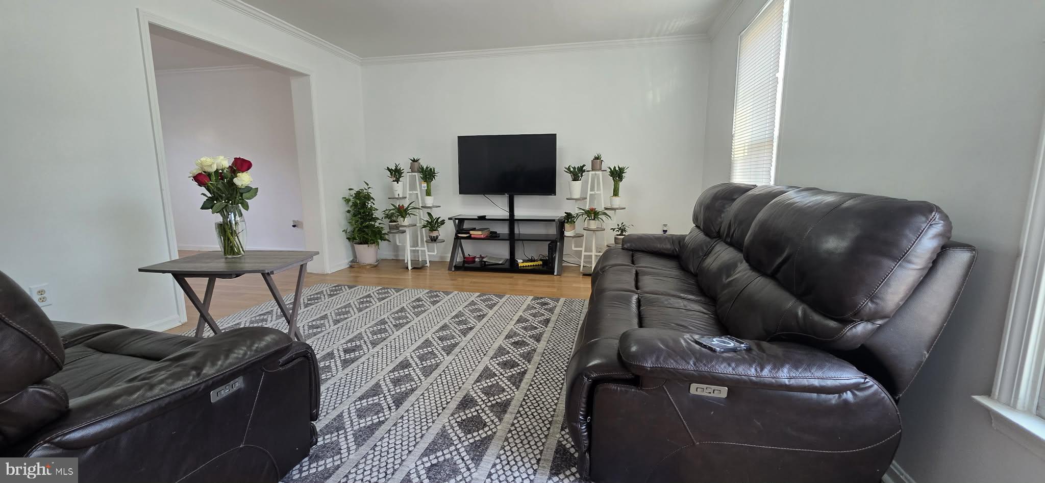 NOTTINGHAM VILLAGE - Residential