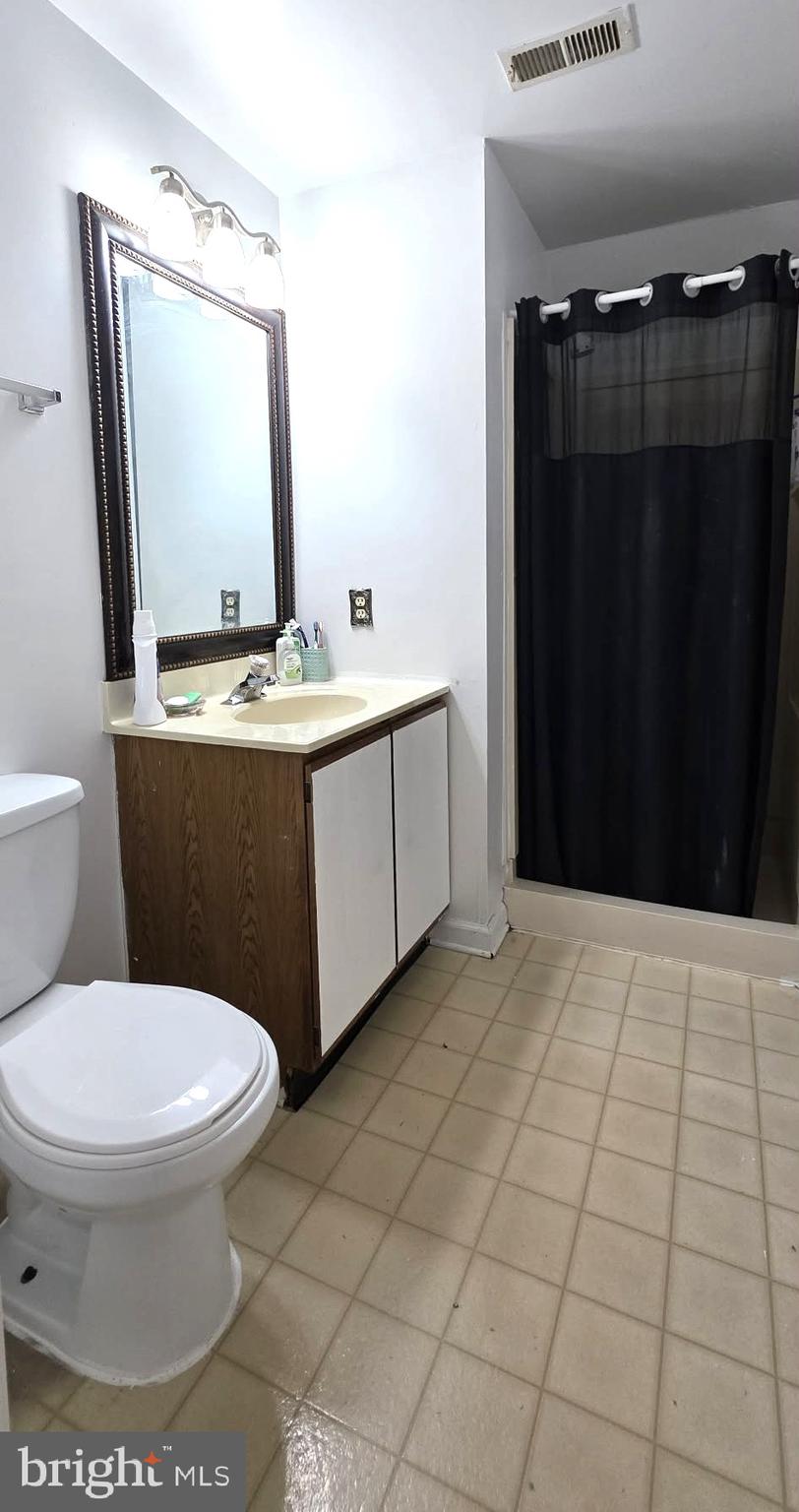 NOTTINGHAM VILLAGE - Residential