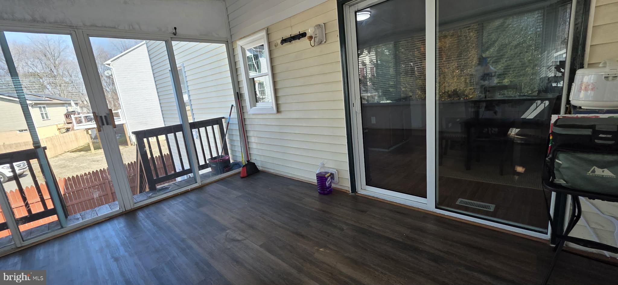 NOTTINGHAM VILLAGE - Residential