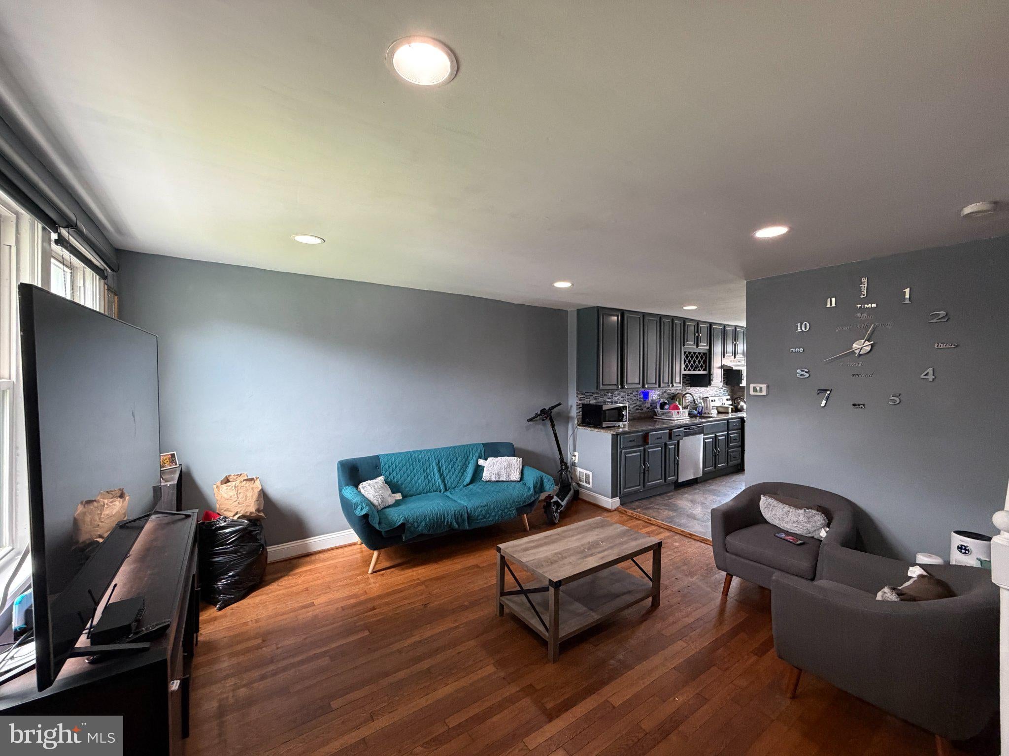 240 W EDGEVALE ROAD