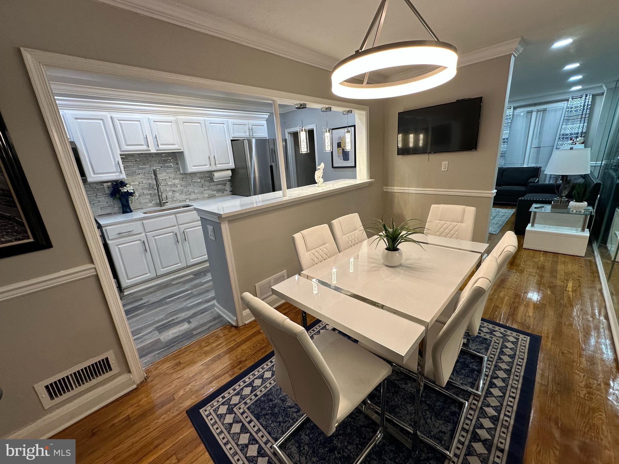 MOORES RUN - Residential