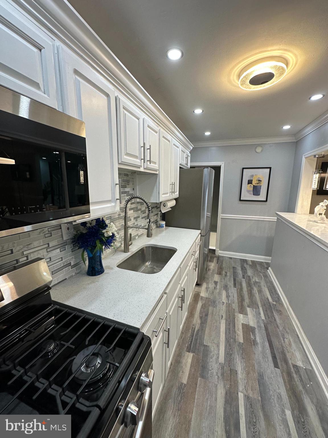 MOORES RUN - Residential