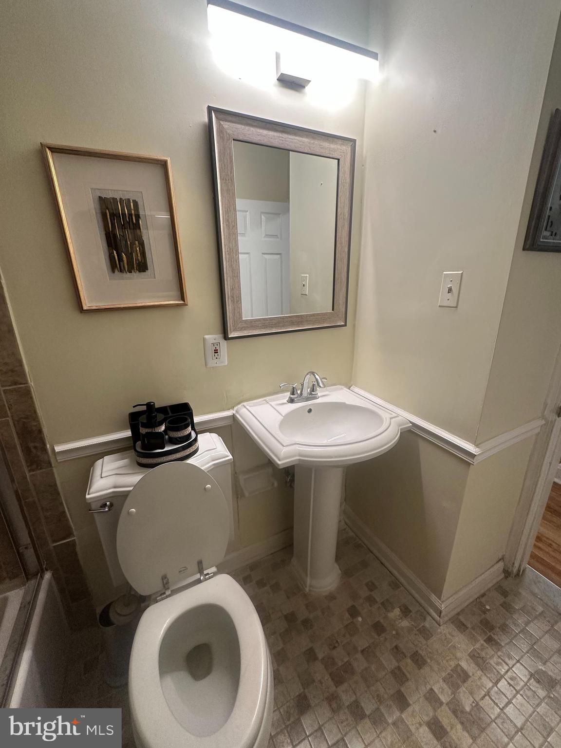 MOORES RUN - Residential