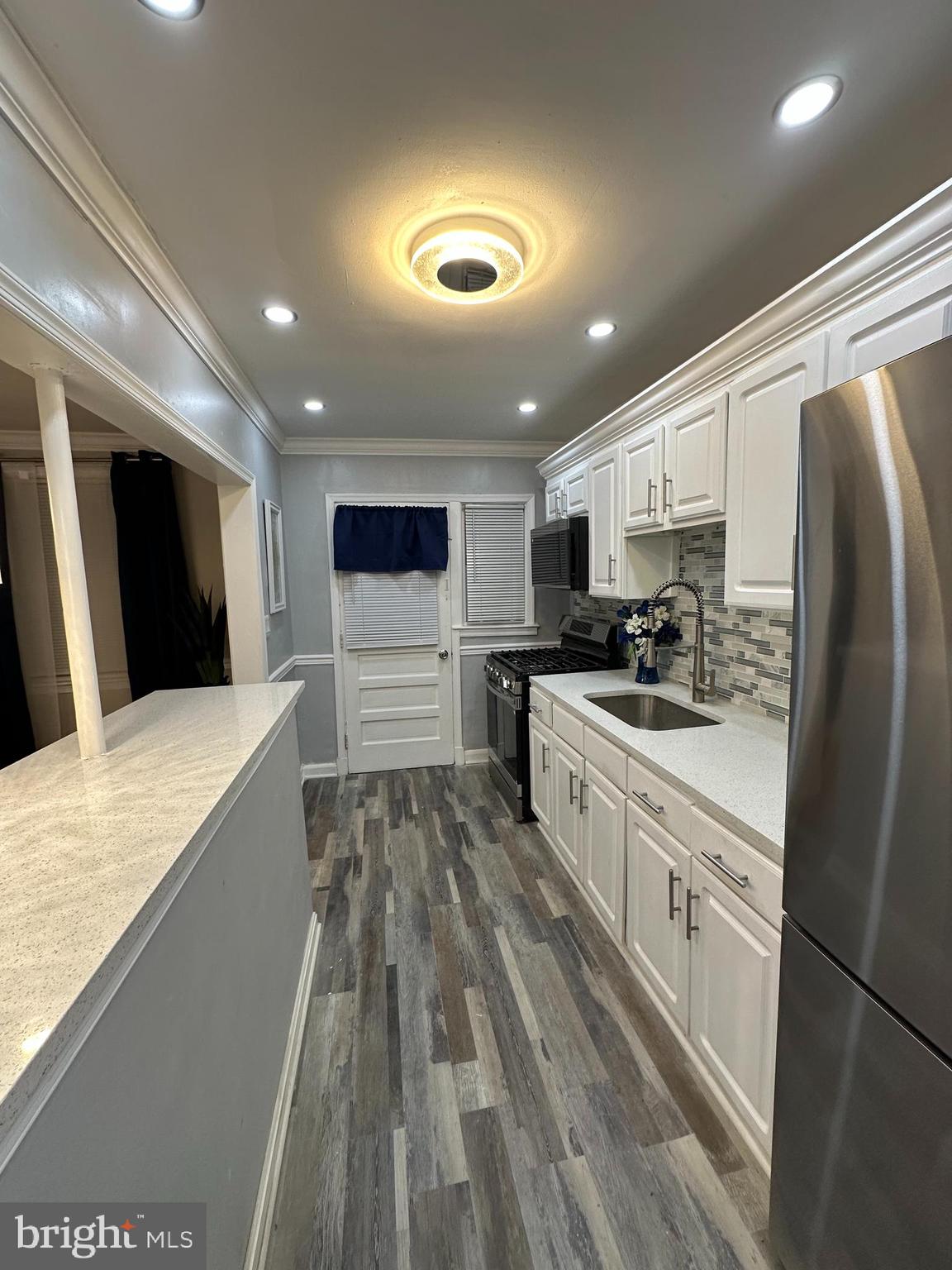 MOORES RUN - Residential