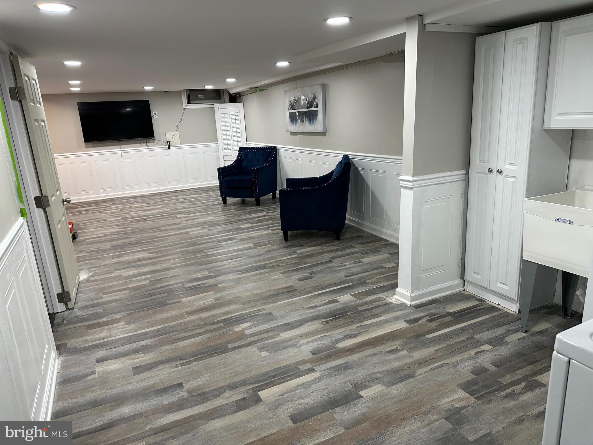 MOORES RUN - Residential