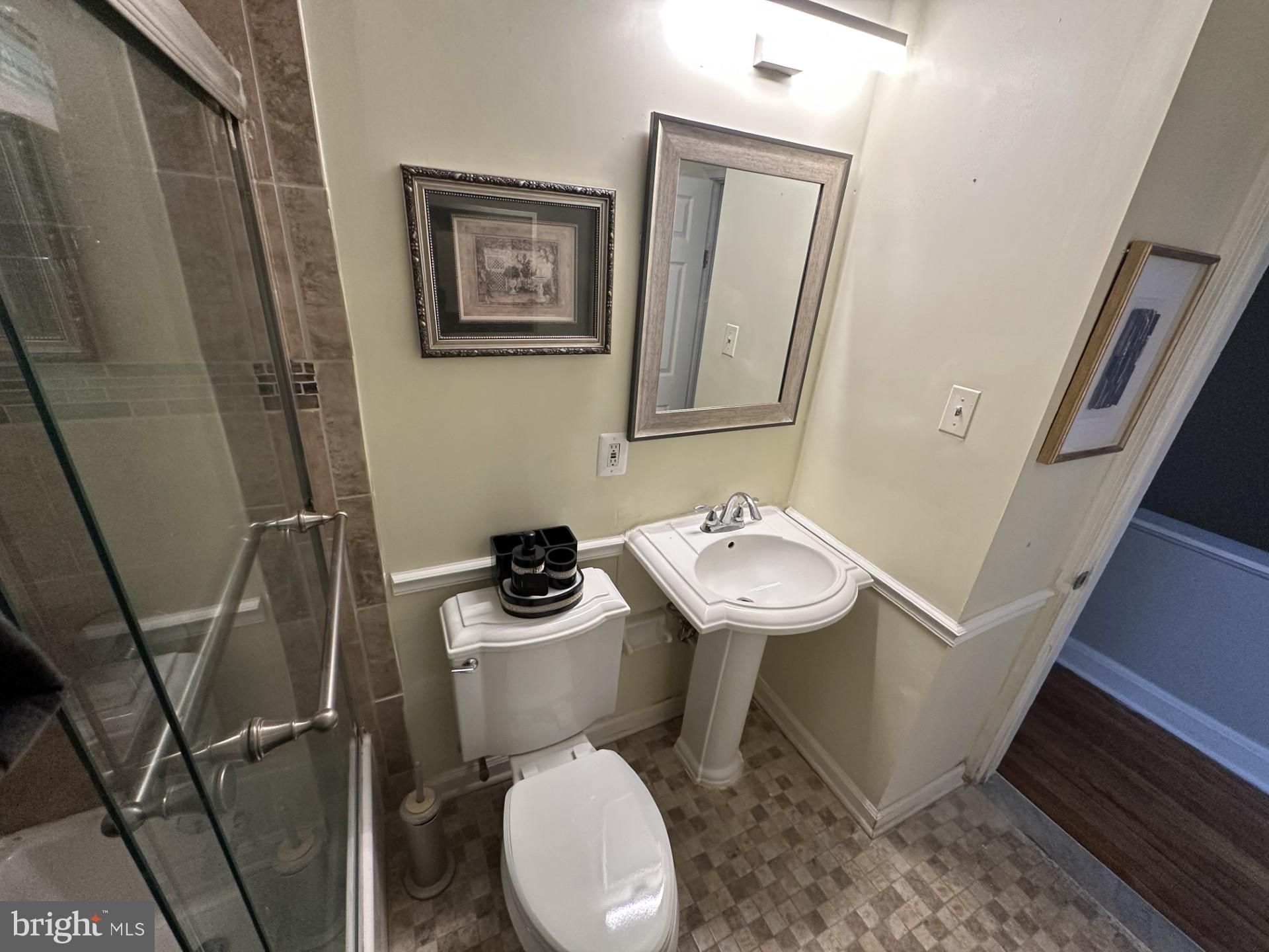 MOORES RUN - Residential