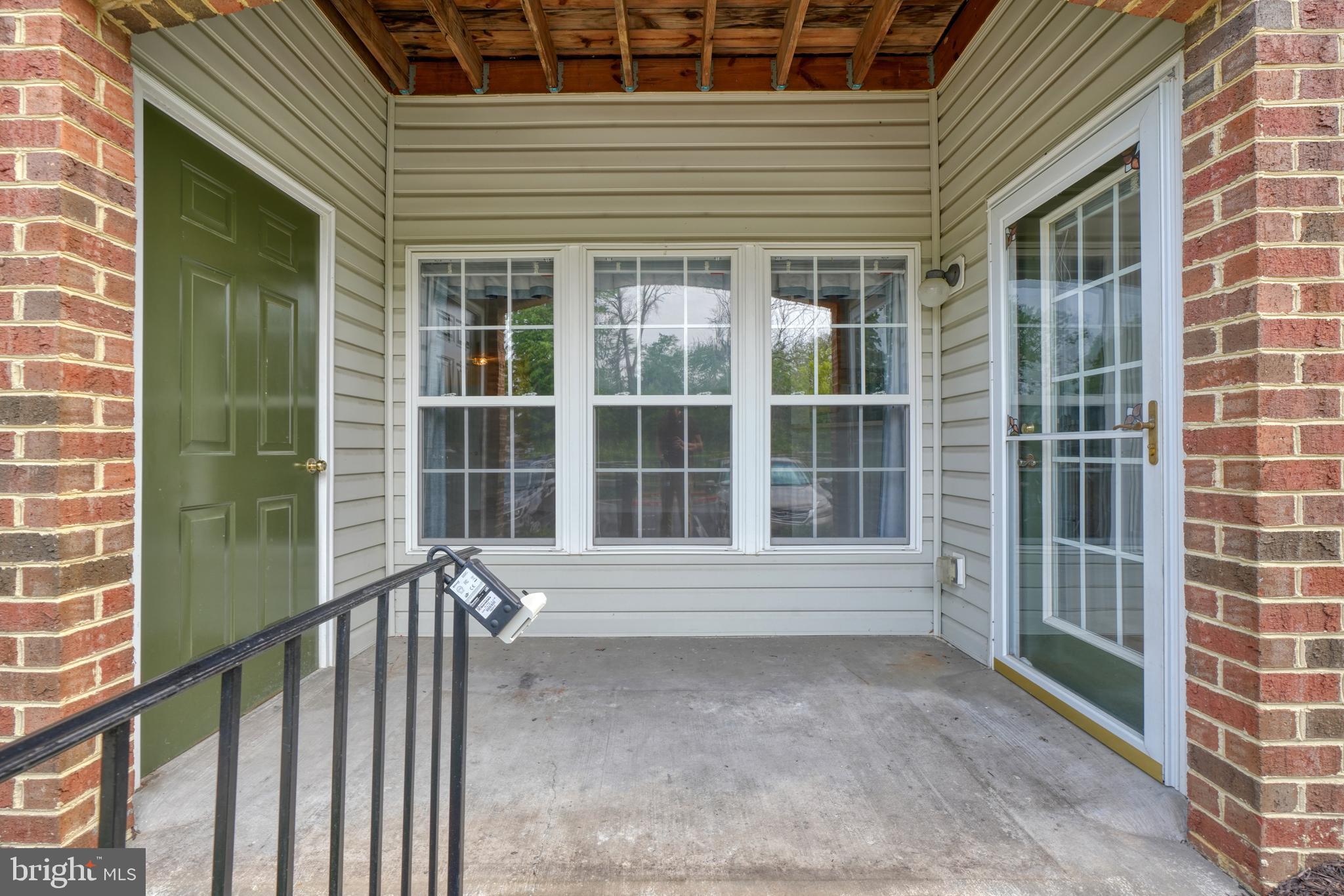 KINGS CROSSING - Residential