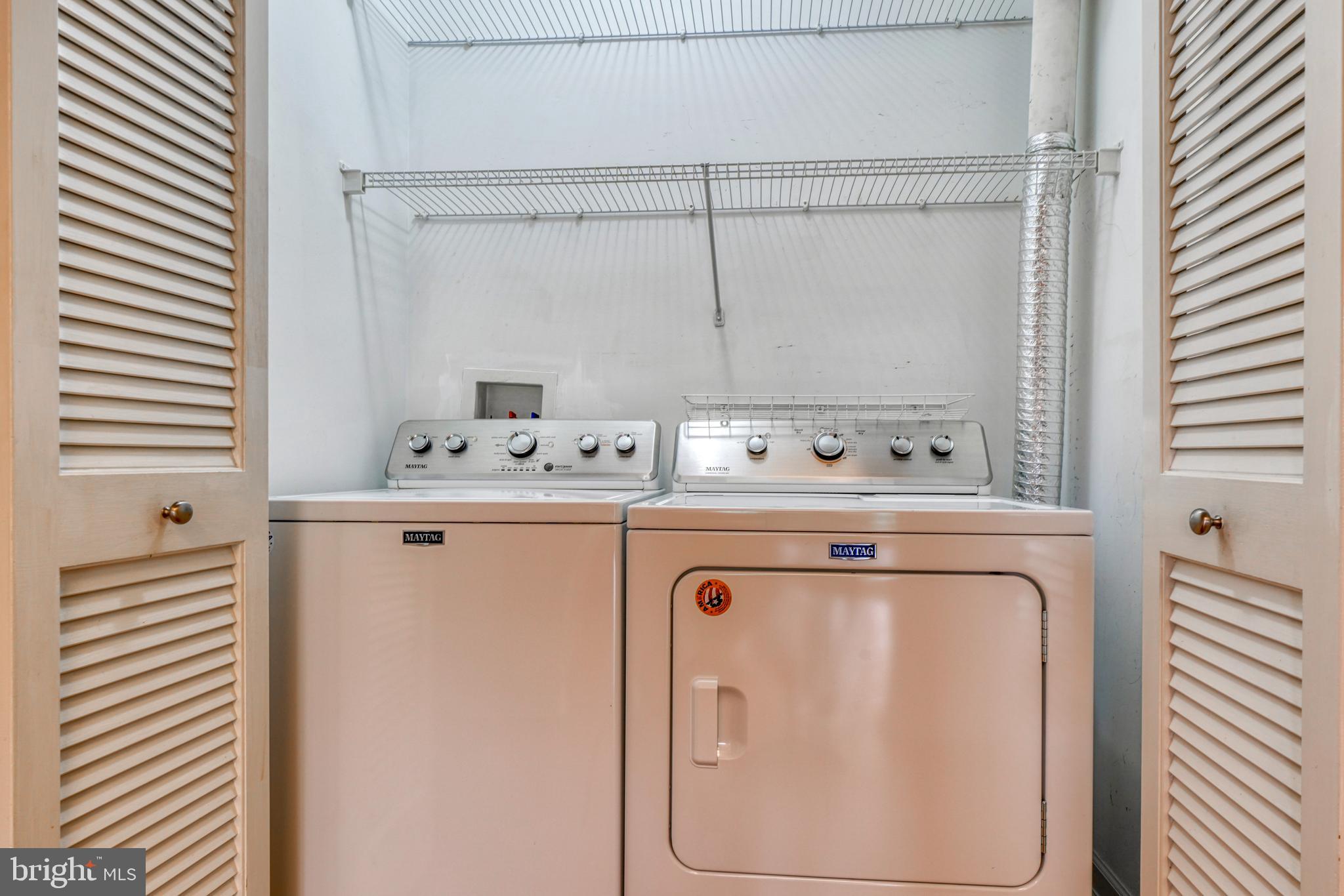 KINGS CROSSING - Residential