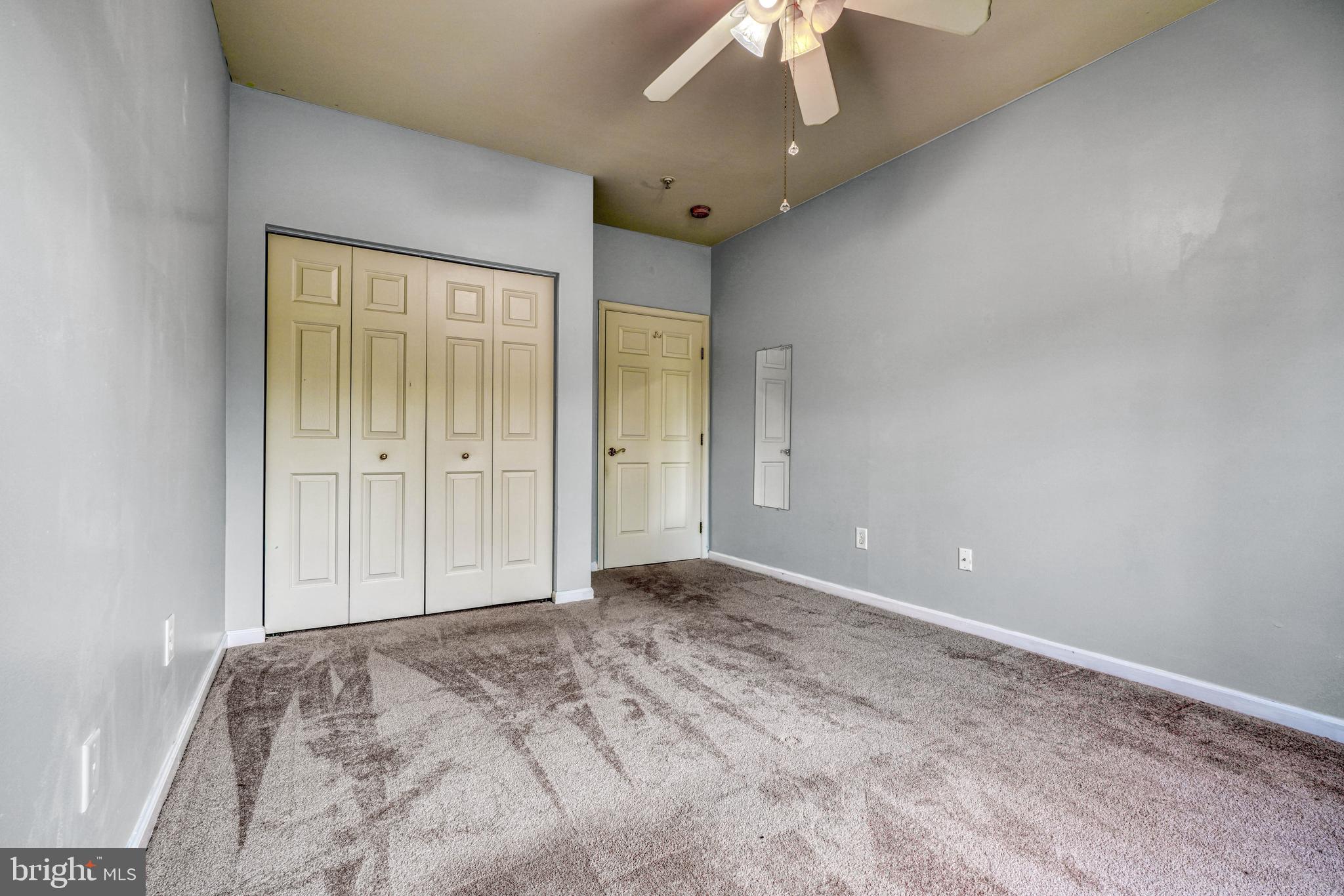 KINGS CROSSING - Residential