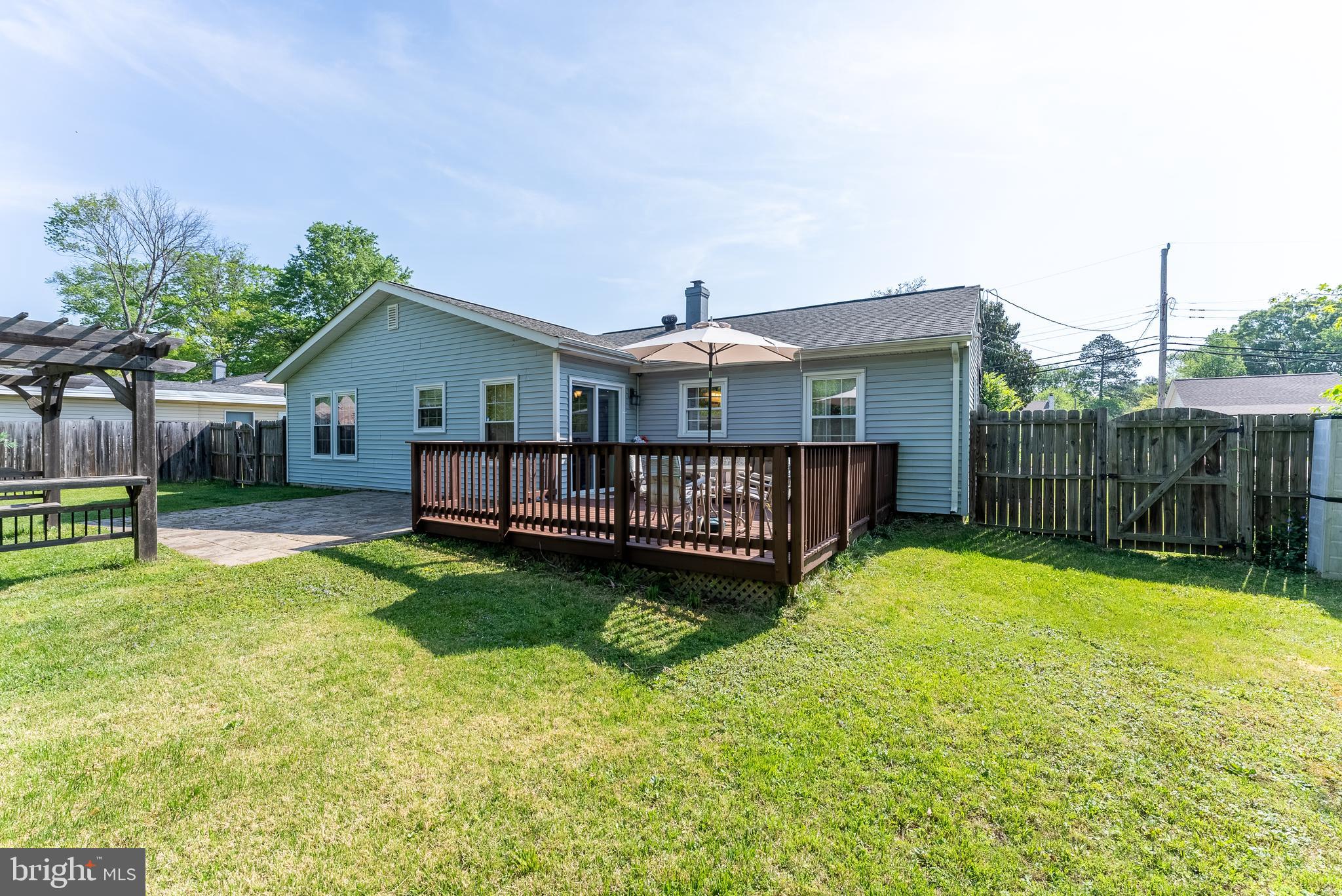 6712 HARRISON LANE