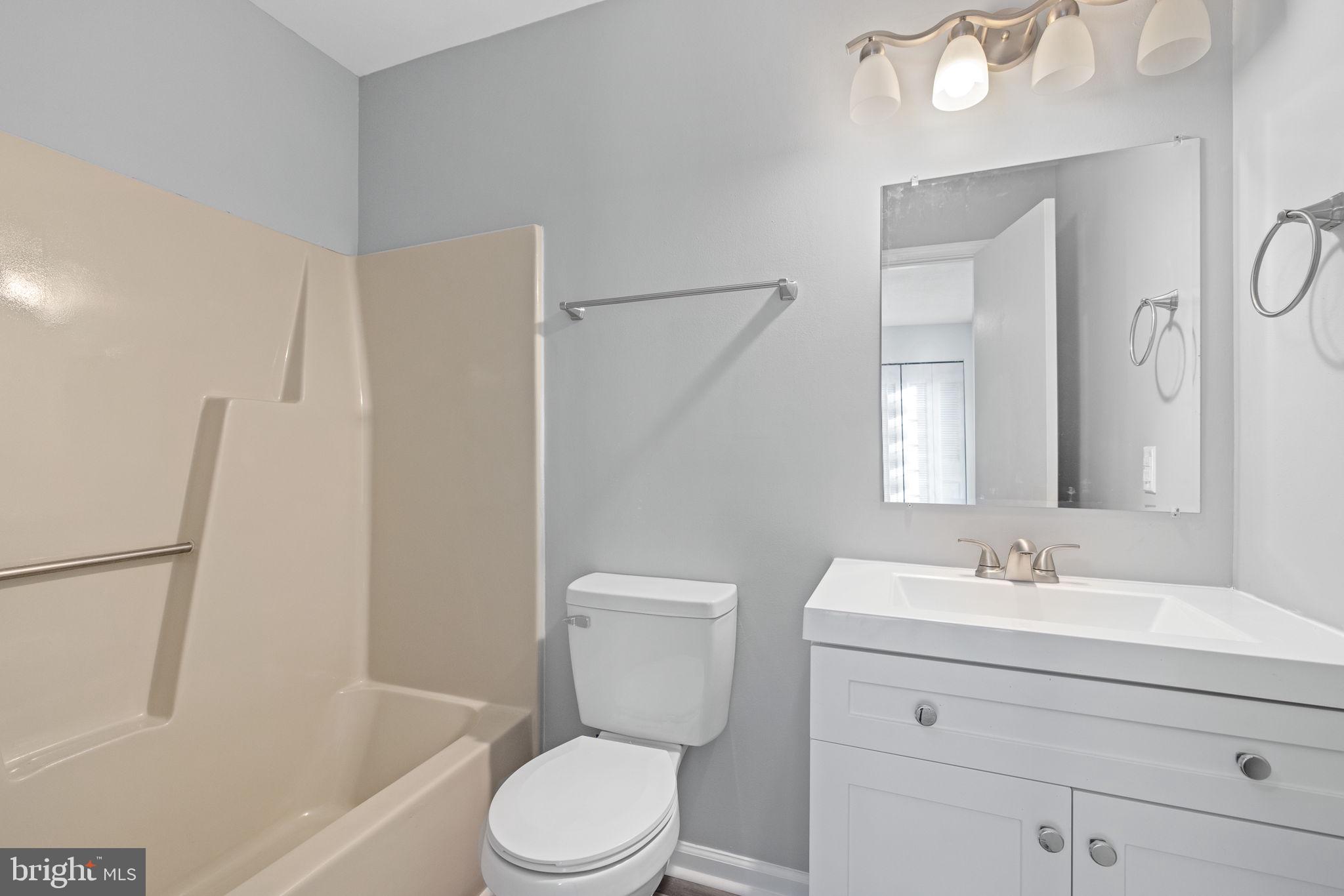 VILLAGES OF SALEM STATION - Residential