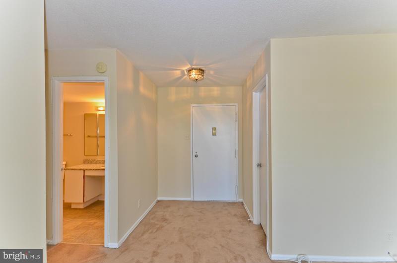 WATERGATE AT LANDMARK - Residential Lease