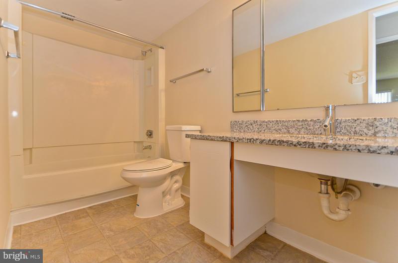 WATERGATE AT LANDMARK - Residential Lease