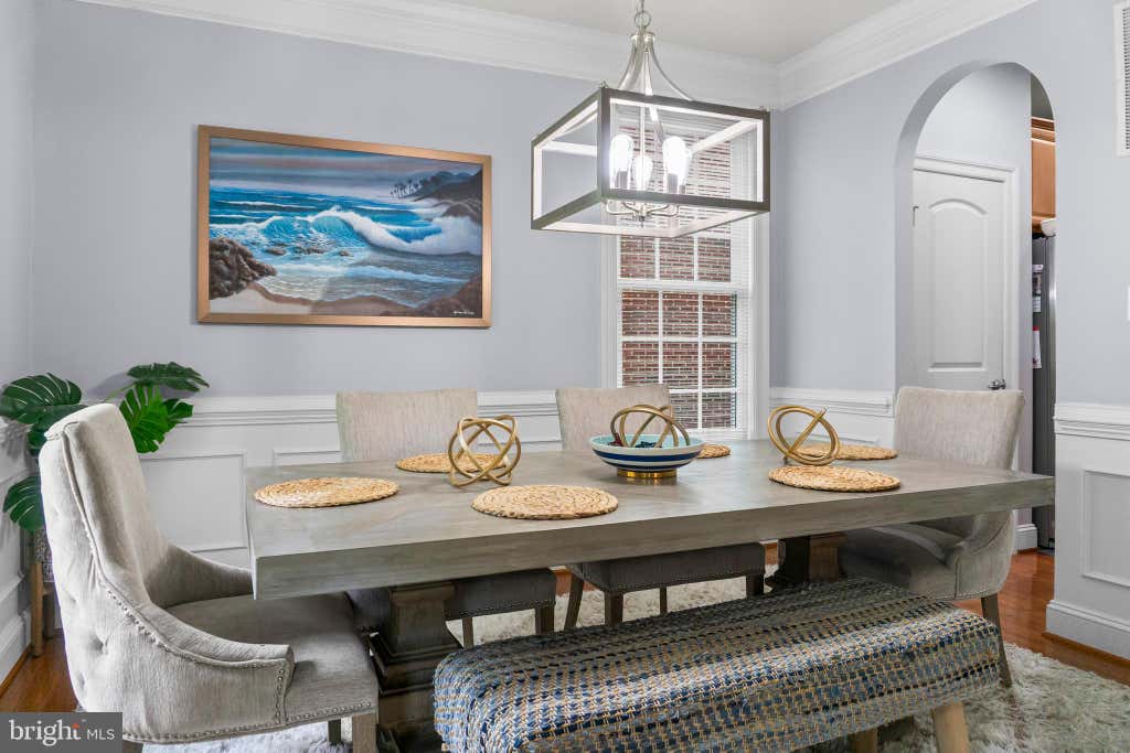 Photo of 132 Liriope Place, GAITHERSBURG, MD 20878 (MLS # MDMC2253120)