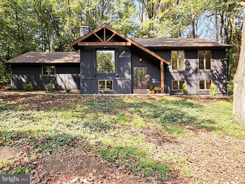 Photo of 357 Timber Ln, MOUNT GRETNA, PA 17064 (MLS # PALN2022896)
