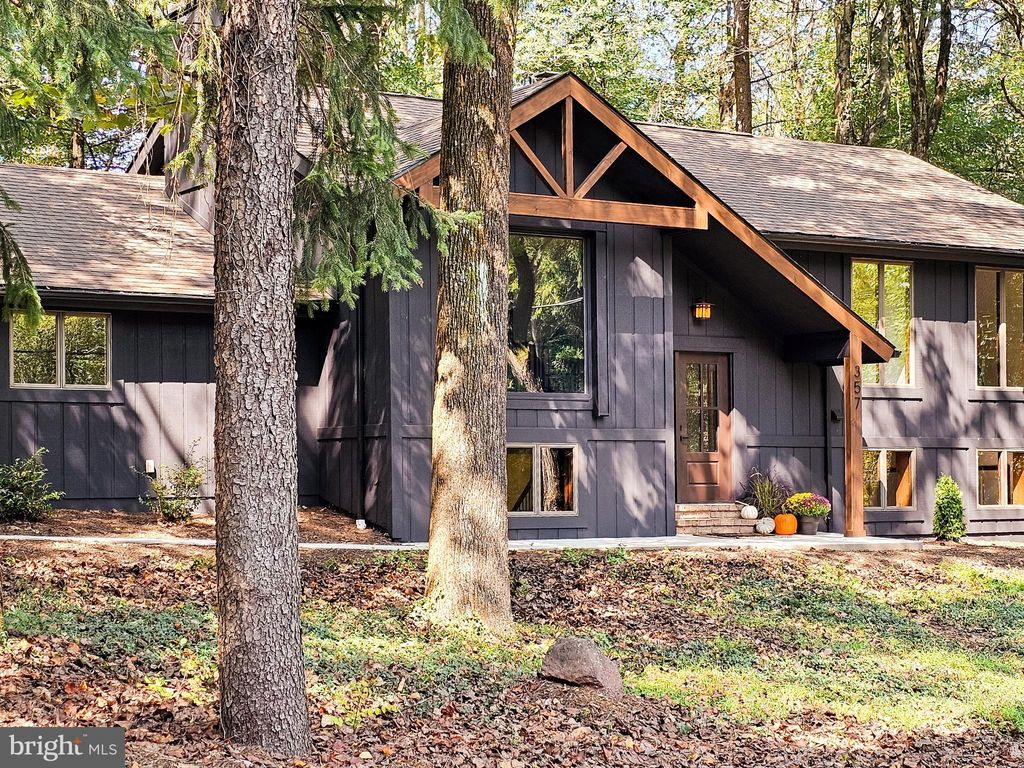 Photo of 357 Timber Ln, MOUNT GRETNA, PA 17064 (MLS # PALN2022896)