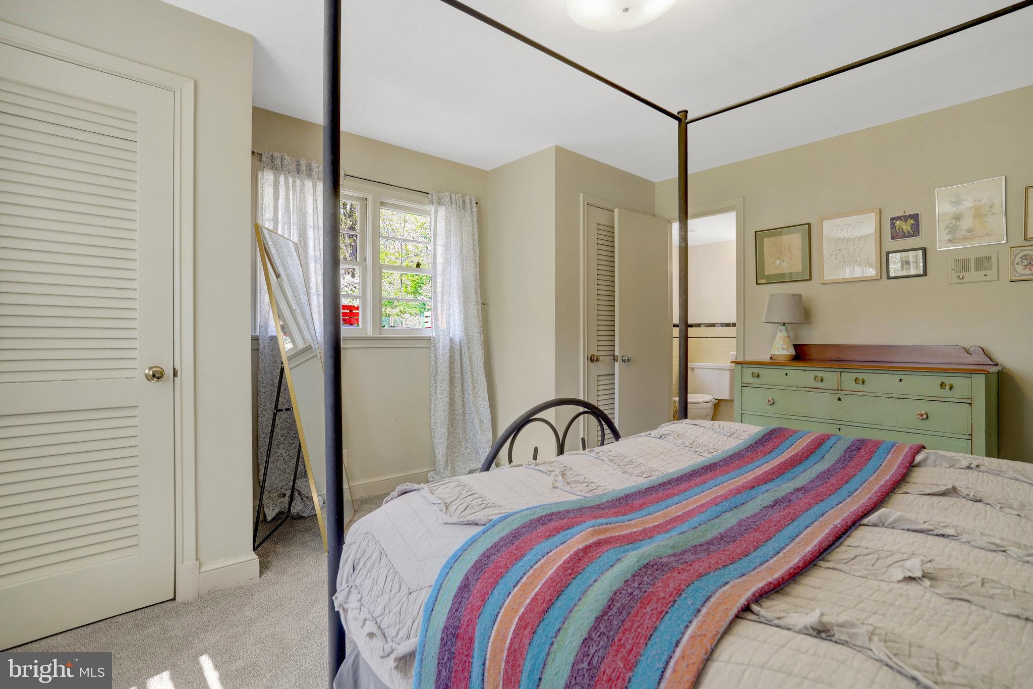 ENGLANDBORO - Residential