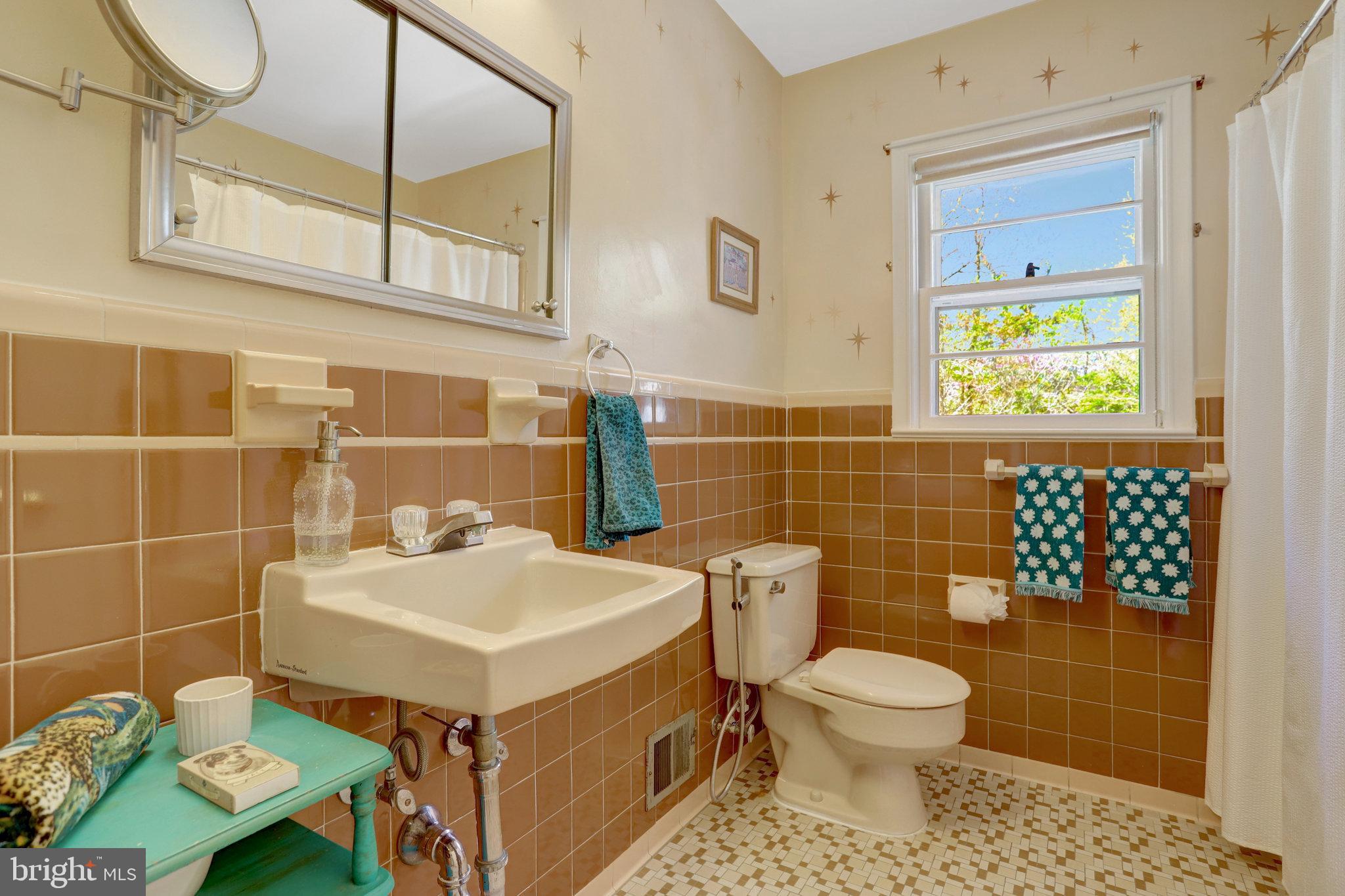 ENGLANDBORO - Residential